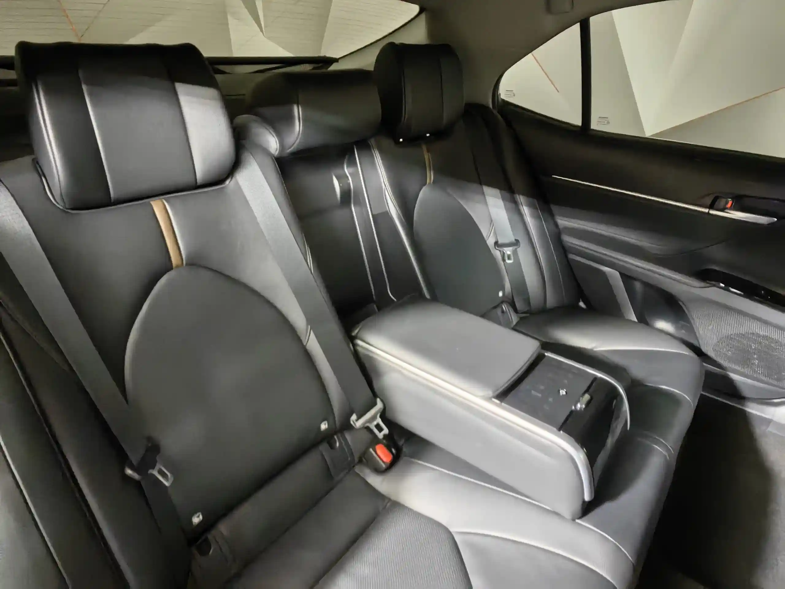 Toyota Camry 2019