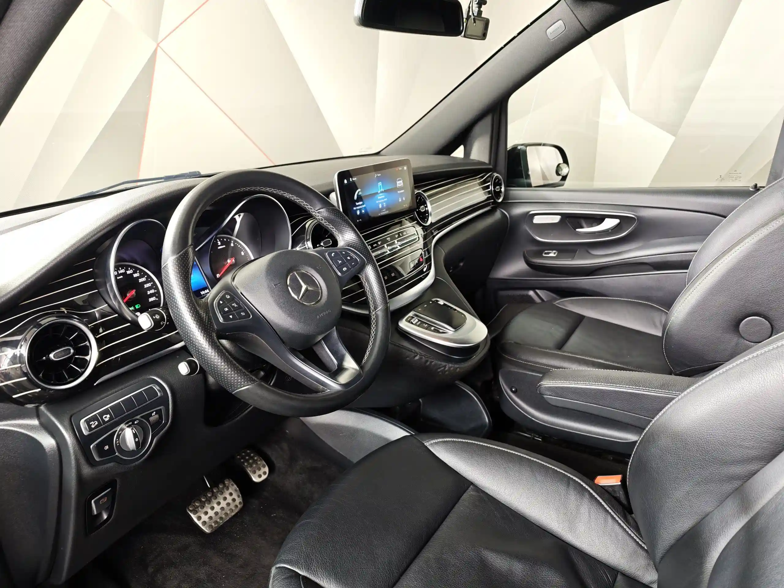 Mercedes-Benz V-Класс 2020