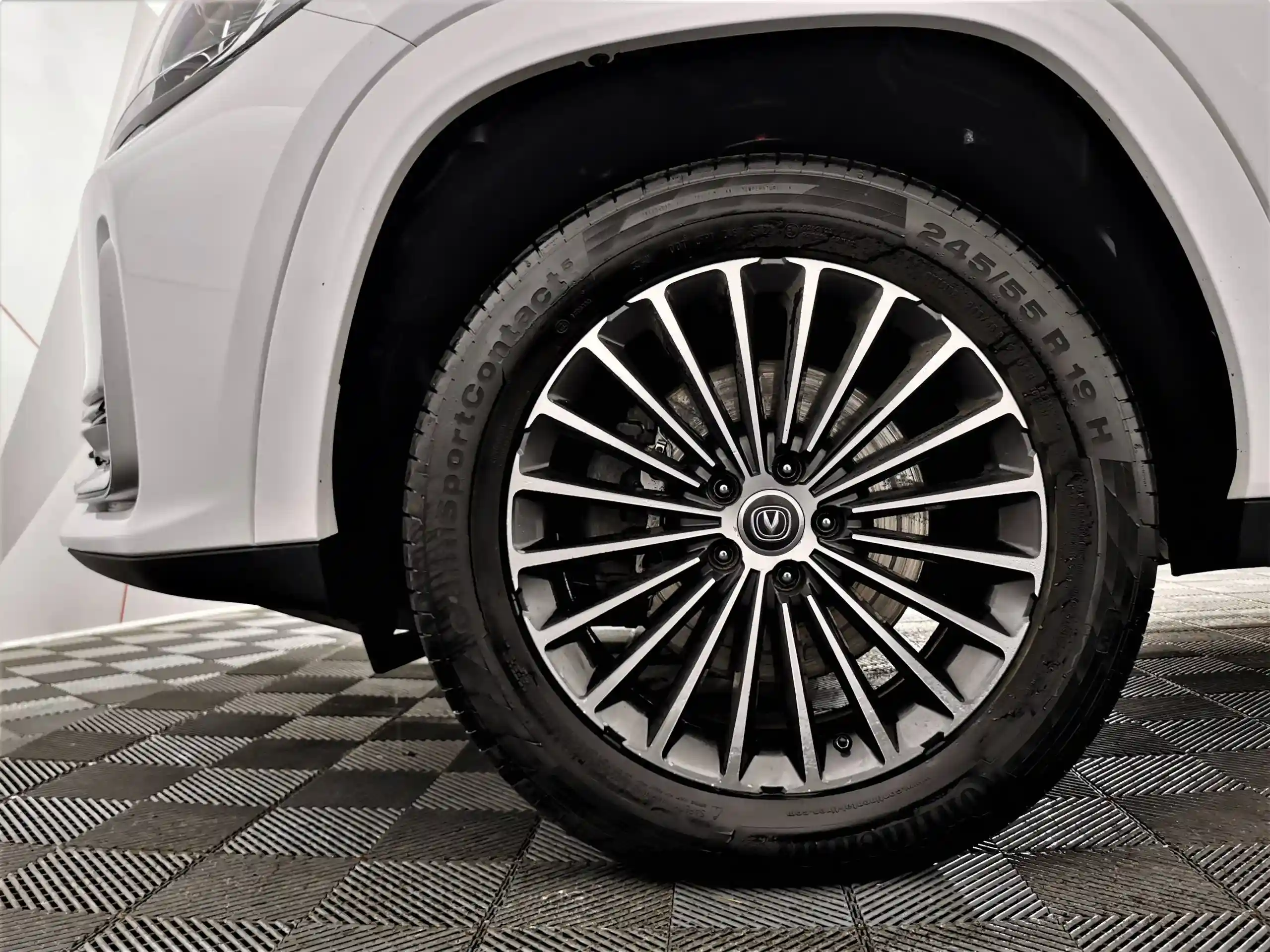 Changan CS95 2023