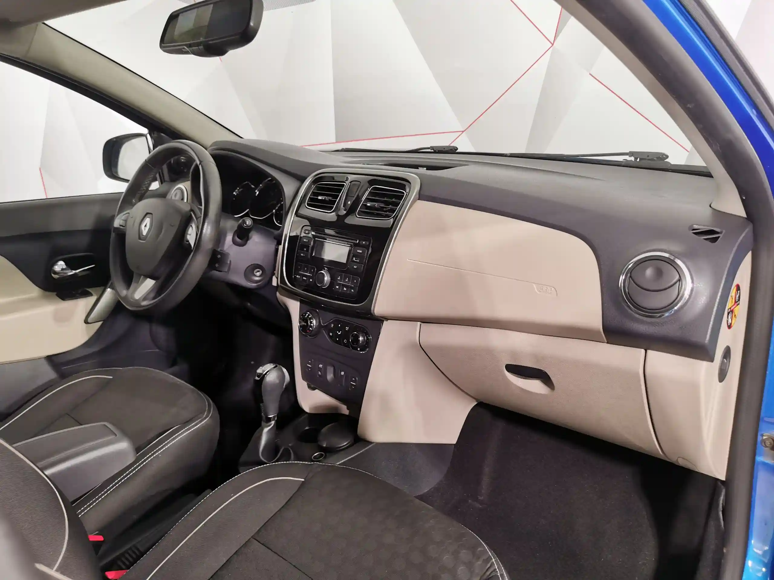 Renault Logan 2015