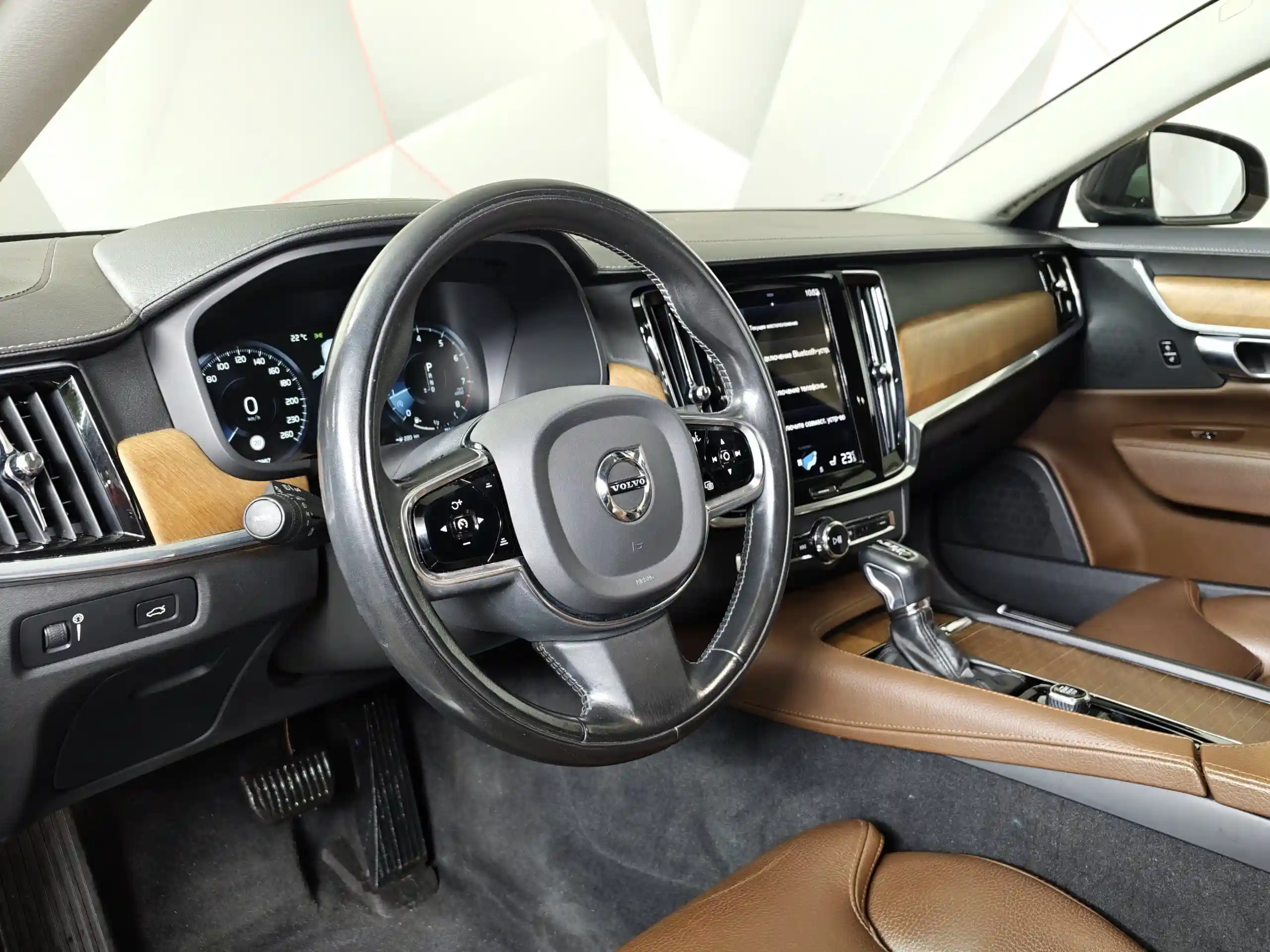 Volvo S90 2019
