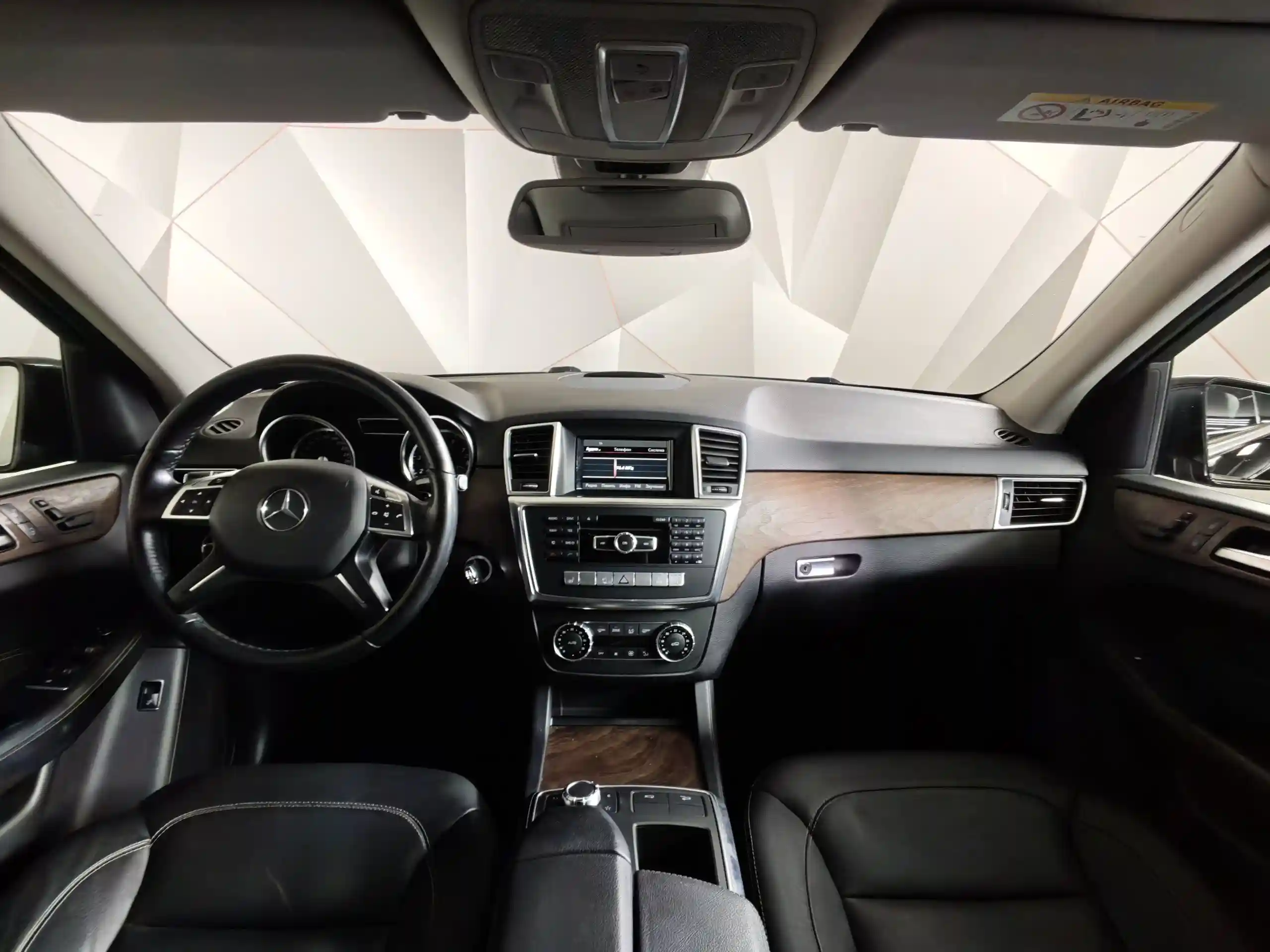 Mercedes-Benz M-Класс 2014