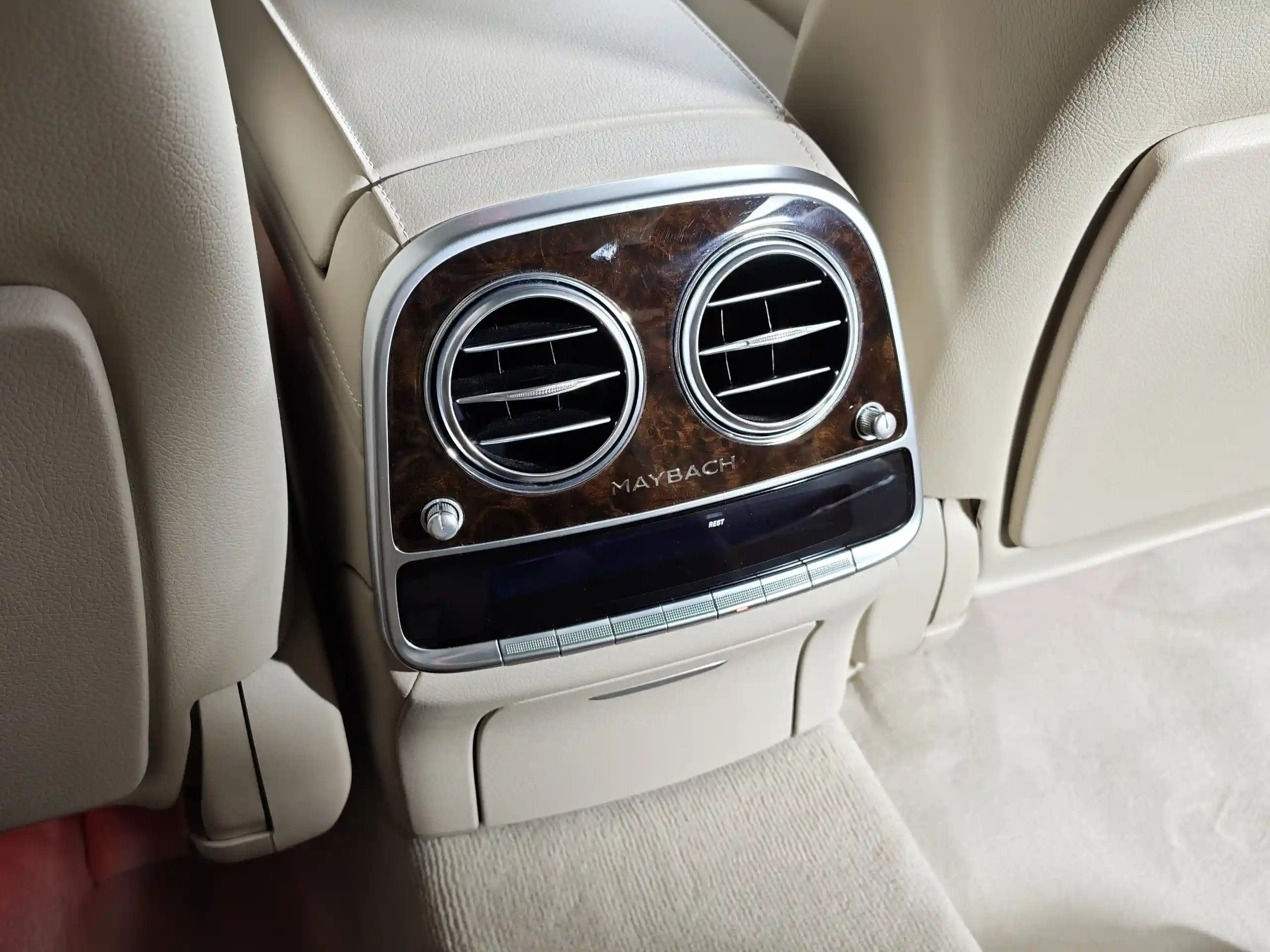 Mercedes-Benz S-Класс 2015