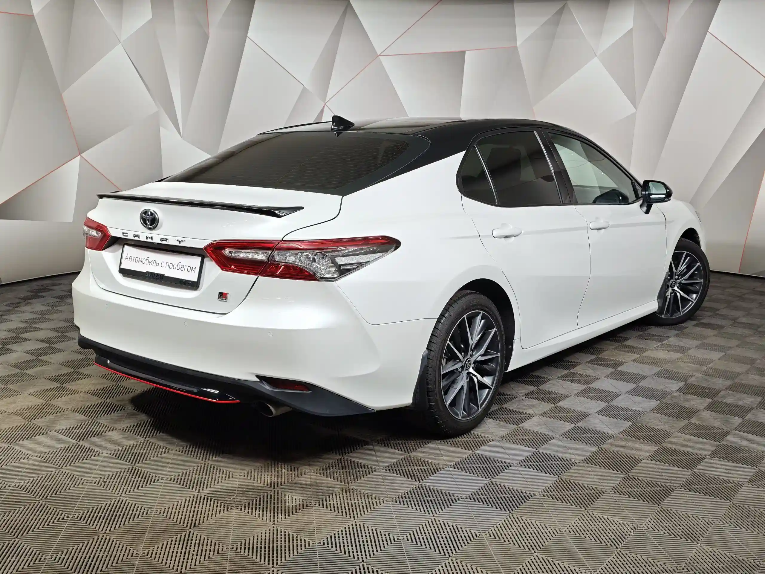Toyota Camry 2021