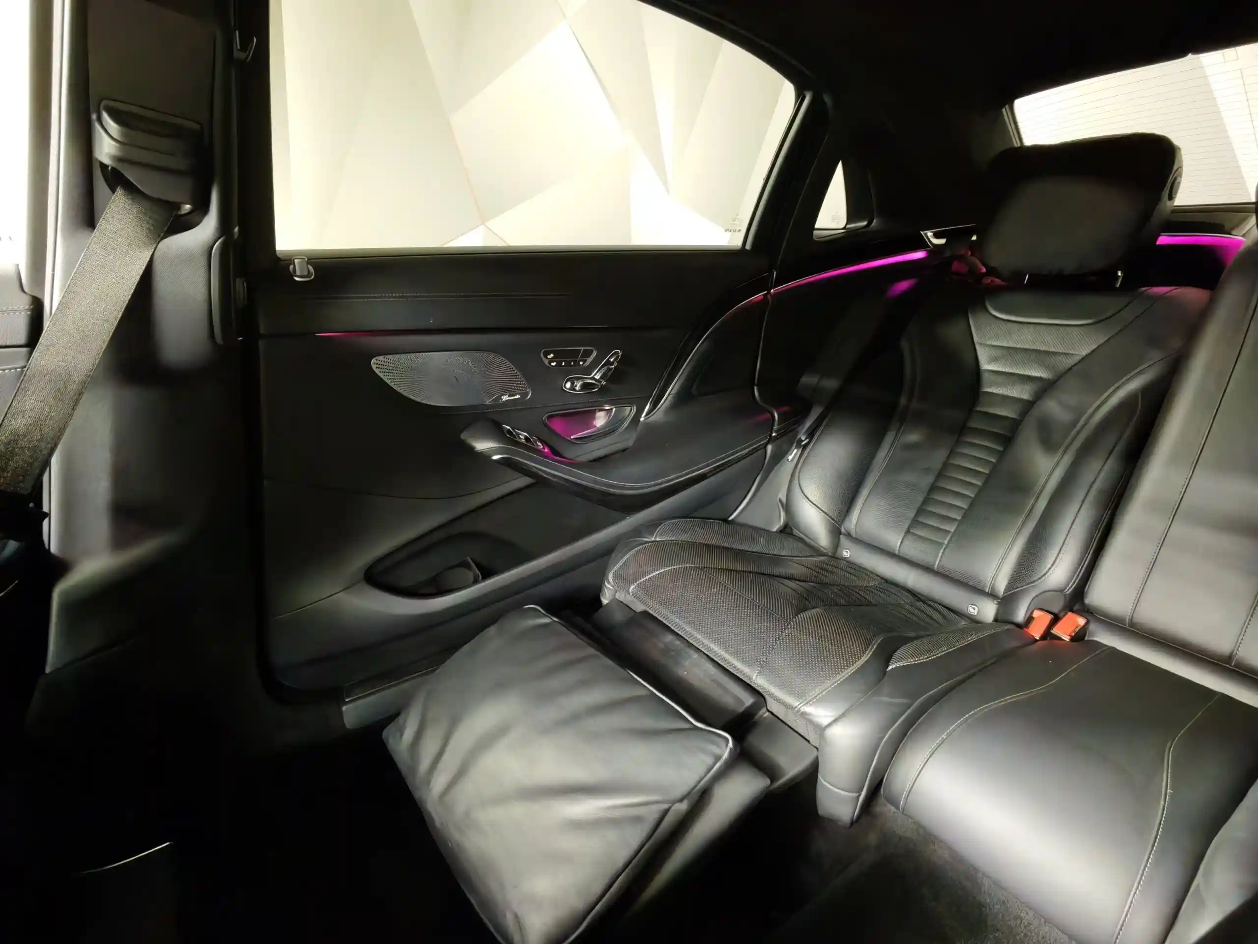 Mercedes-Benz S-Класс 2018