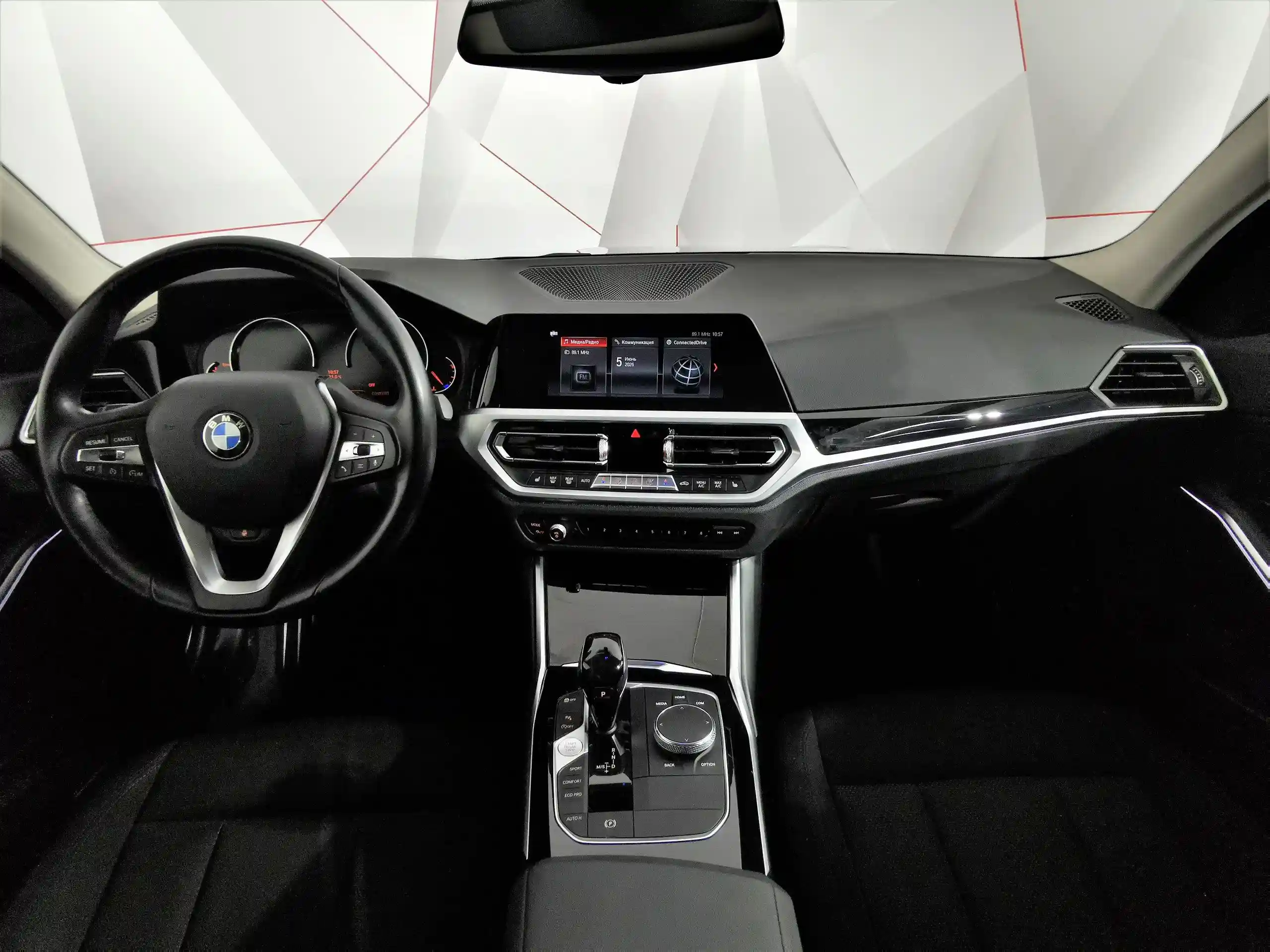 BMW 3 серия 2019