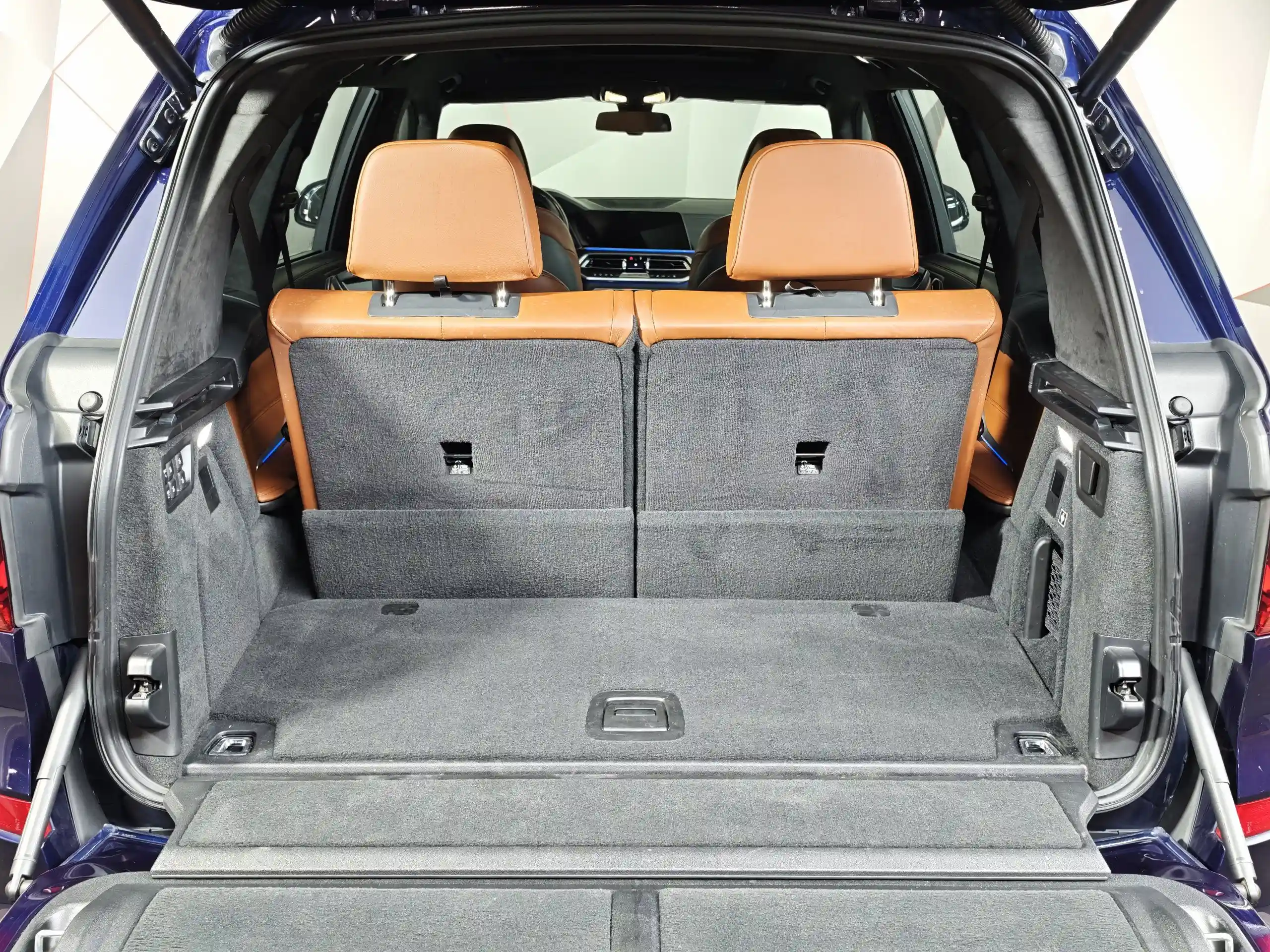 BMW X7 2021