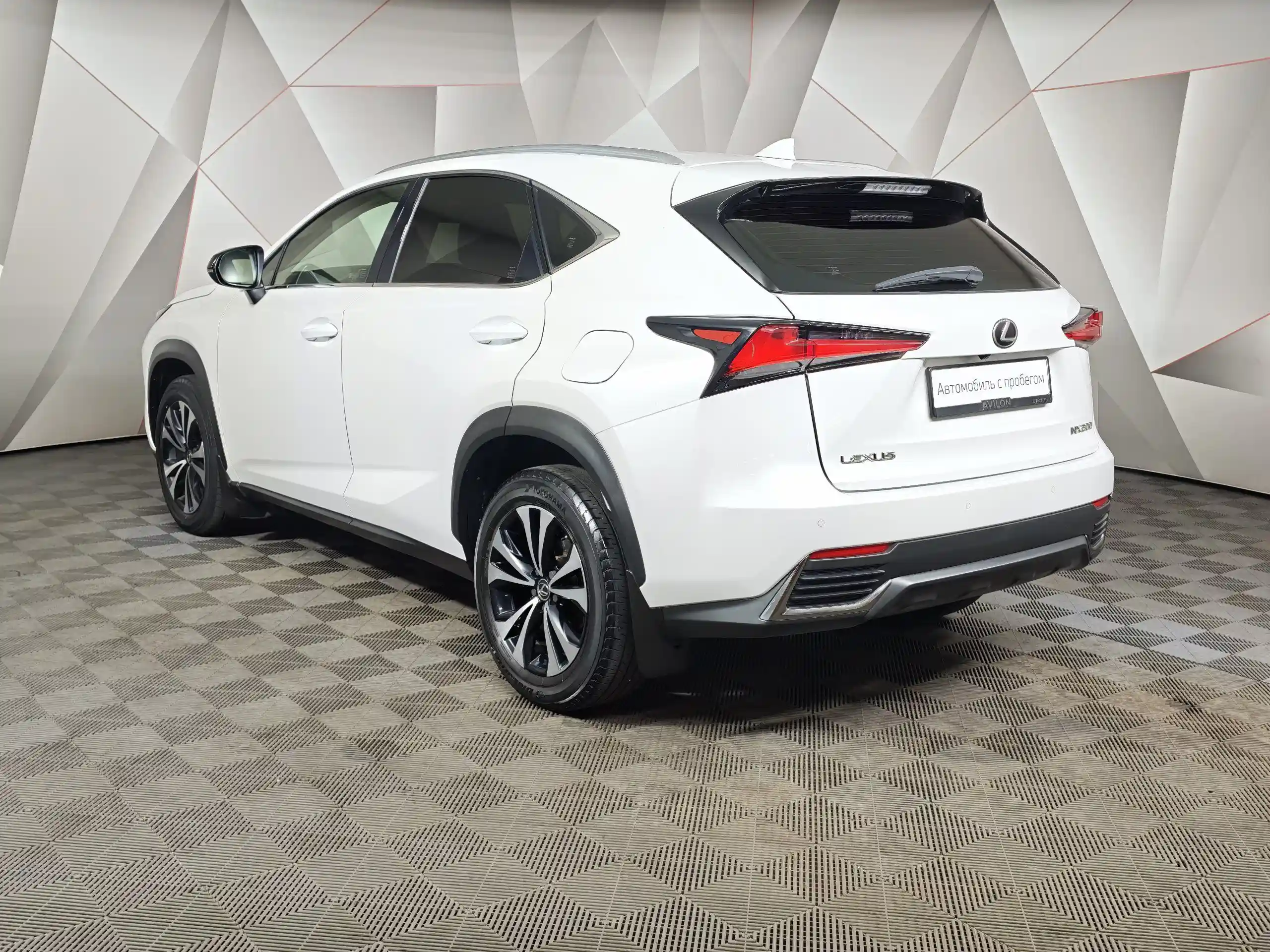 Lexus NX 2019