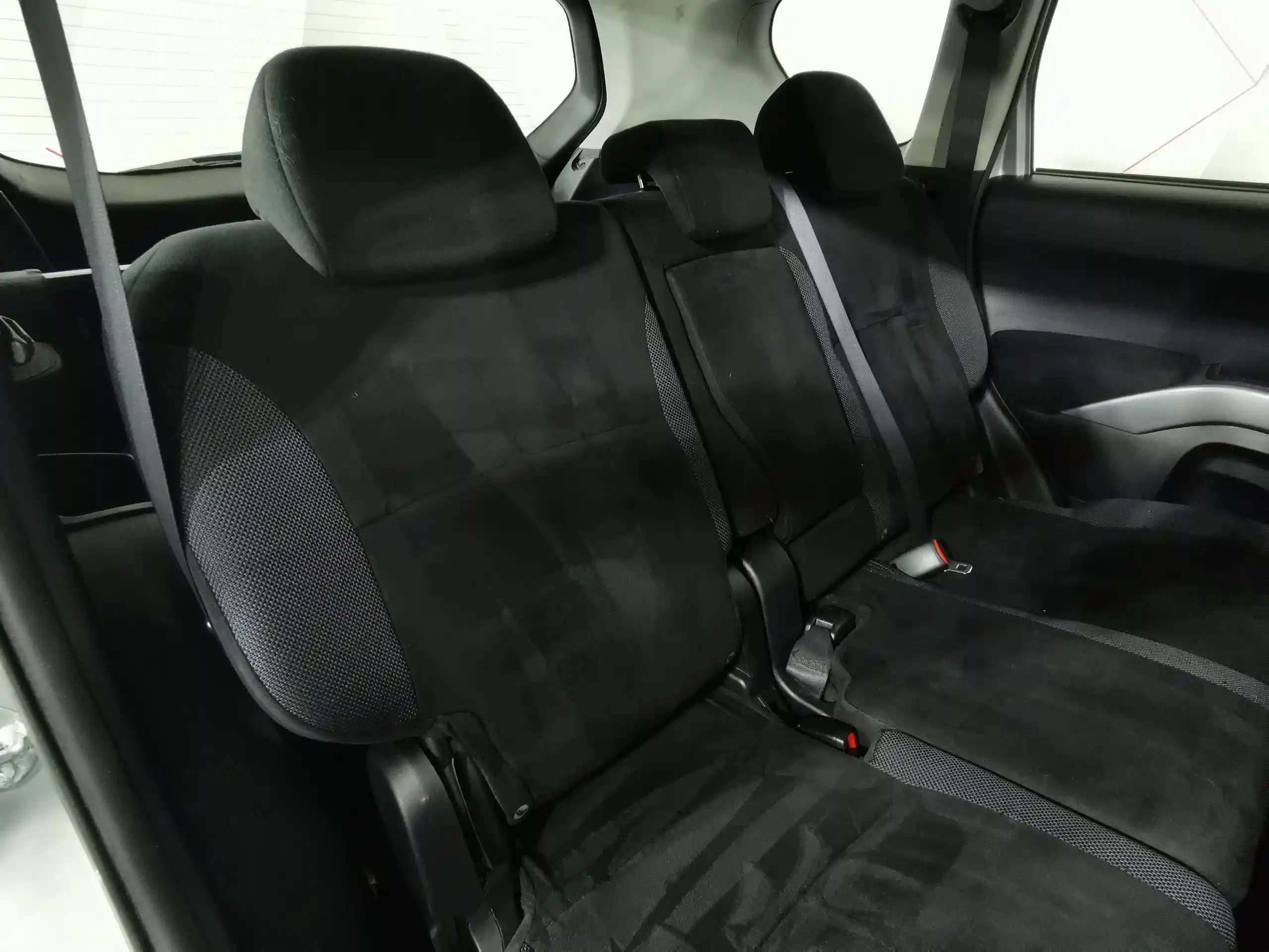 Mitsubishi Outlander 2008