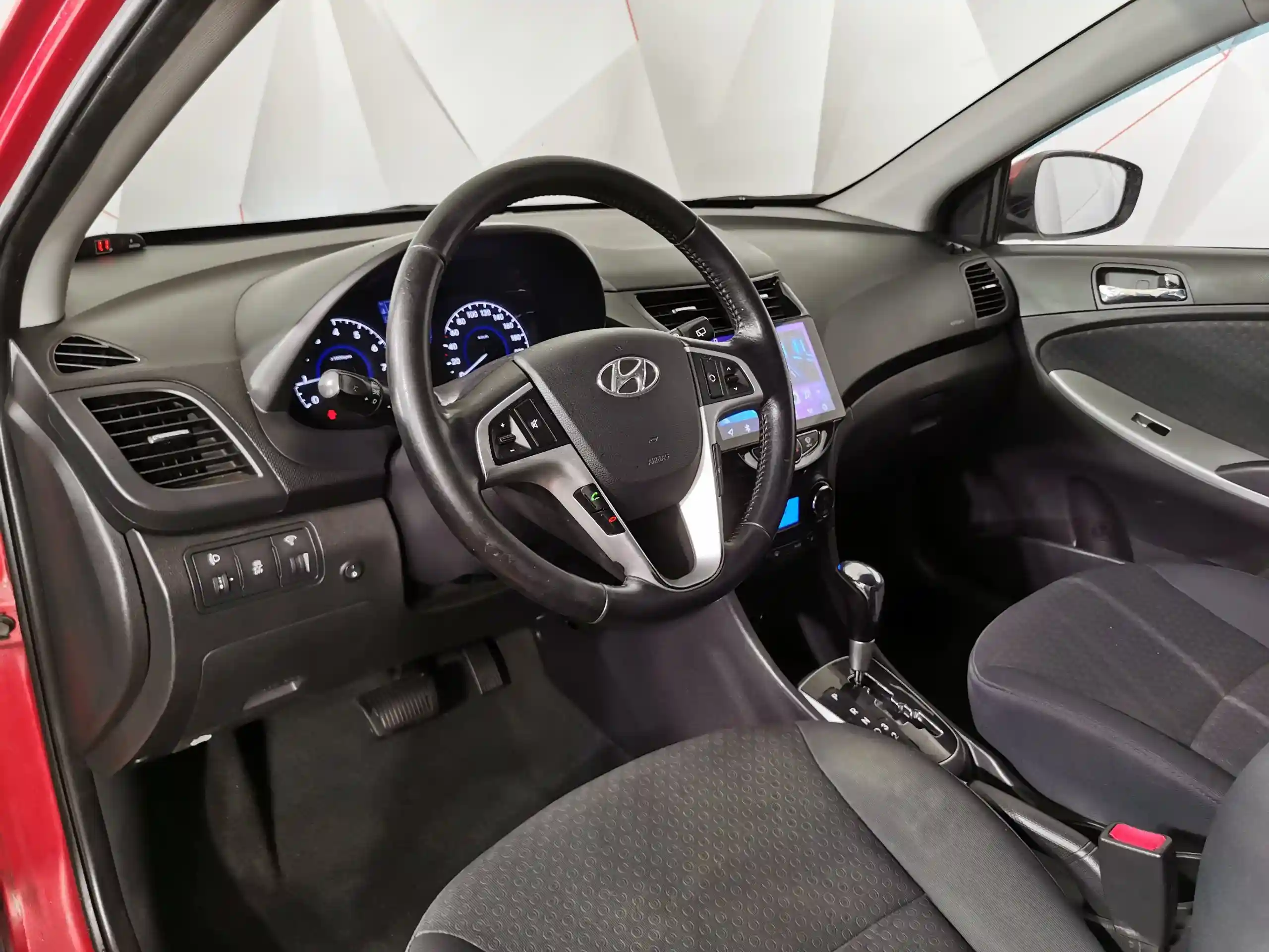 Hyundai Solaris 2011