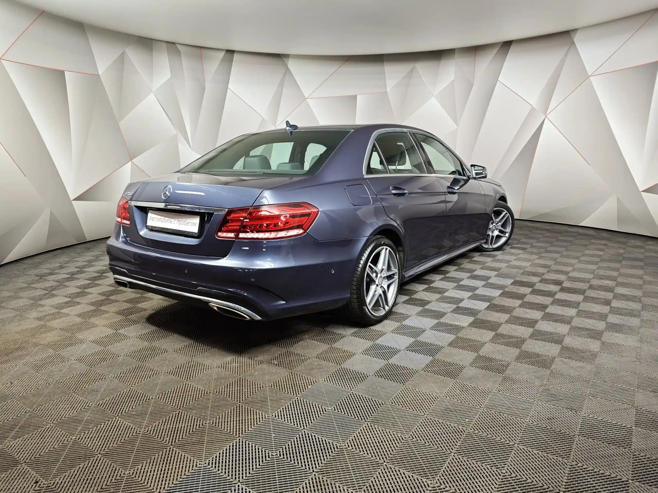 Mercedes-Benz E-Класс 2015