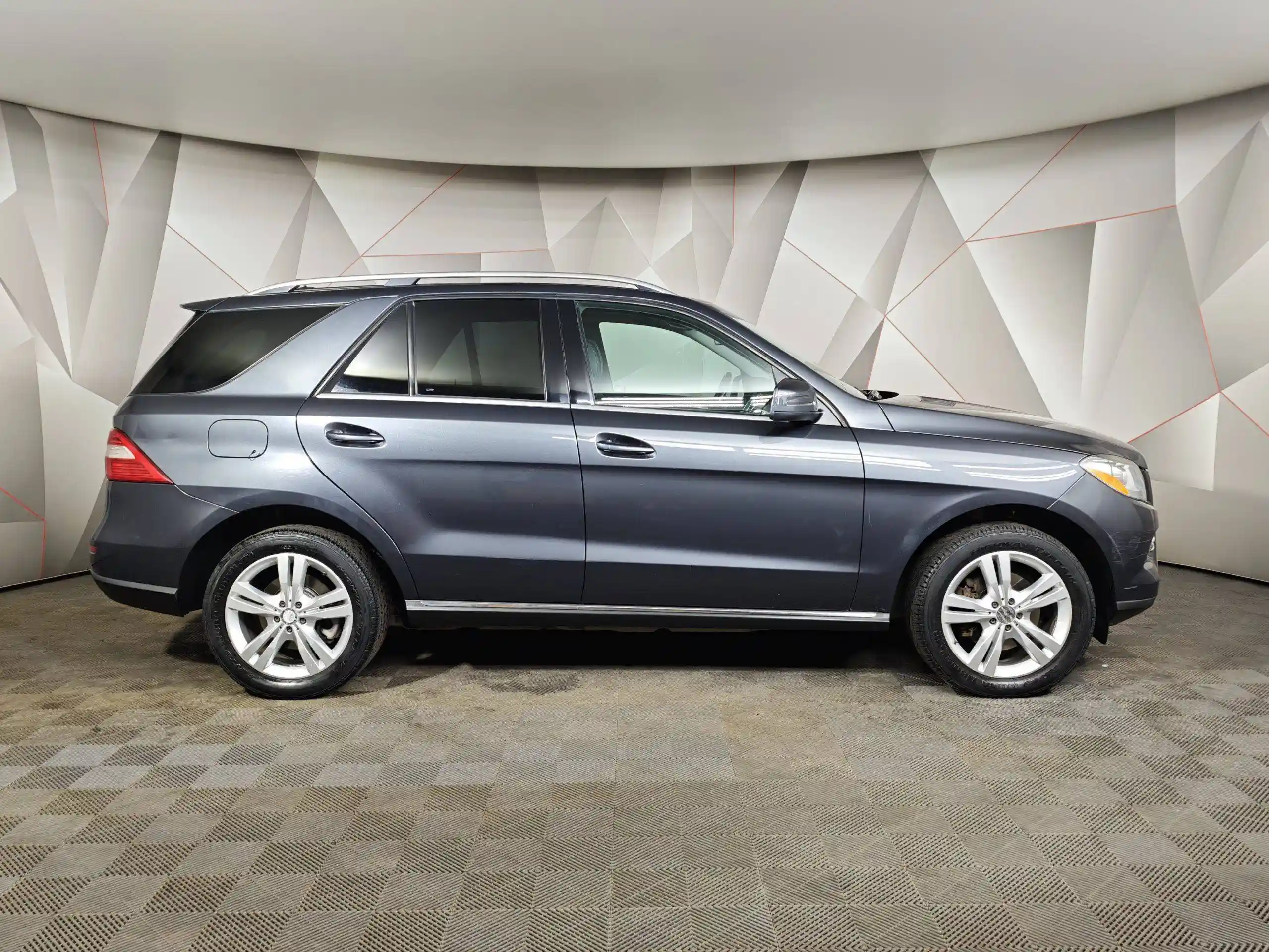 Mercedes-Benz M-Класс 2012