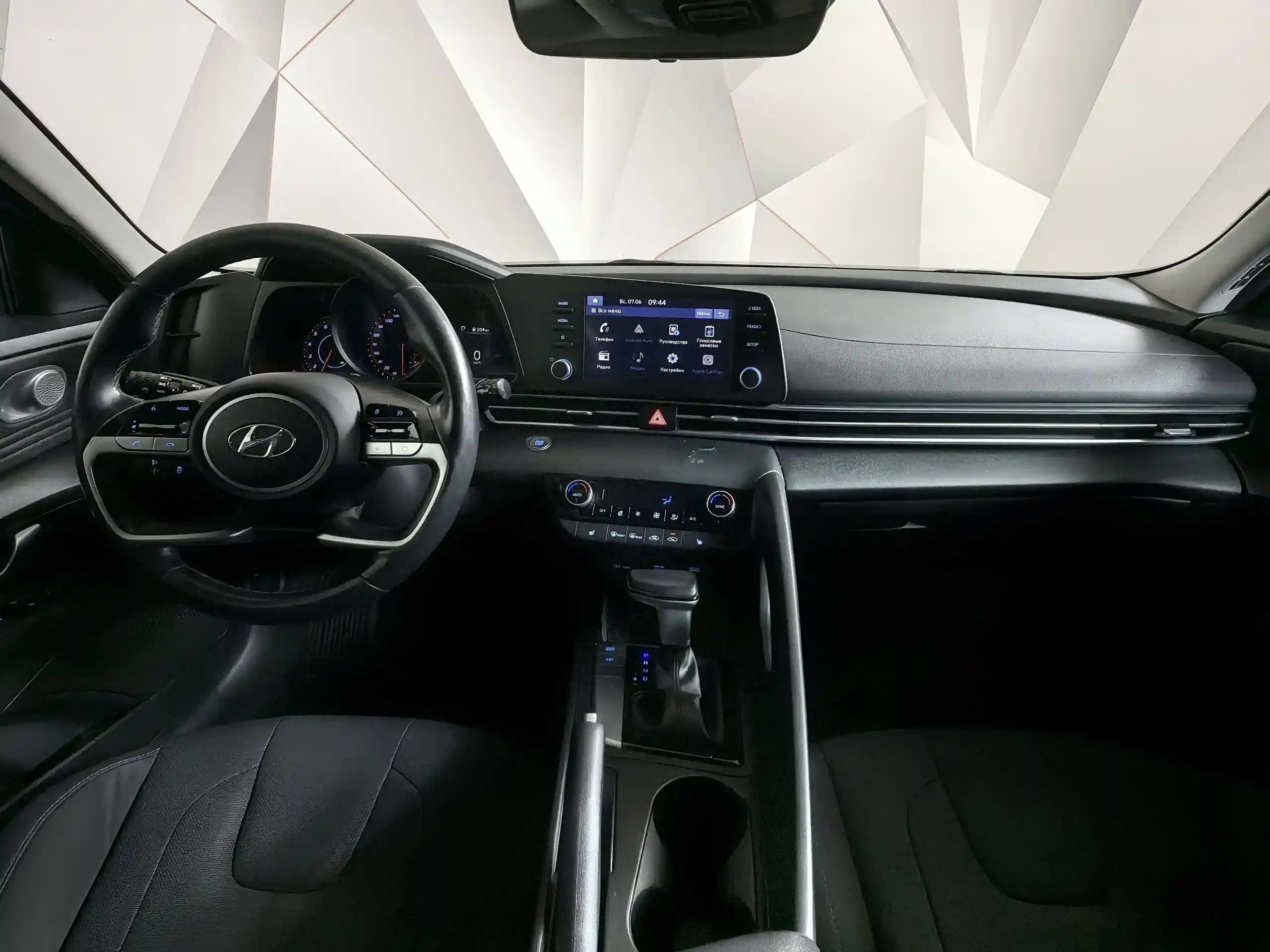 Hyundai Elantra 2021