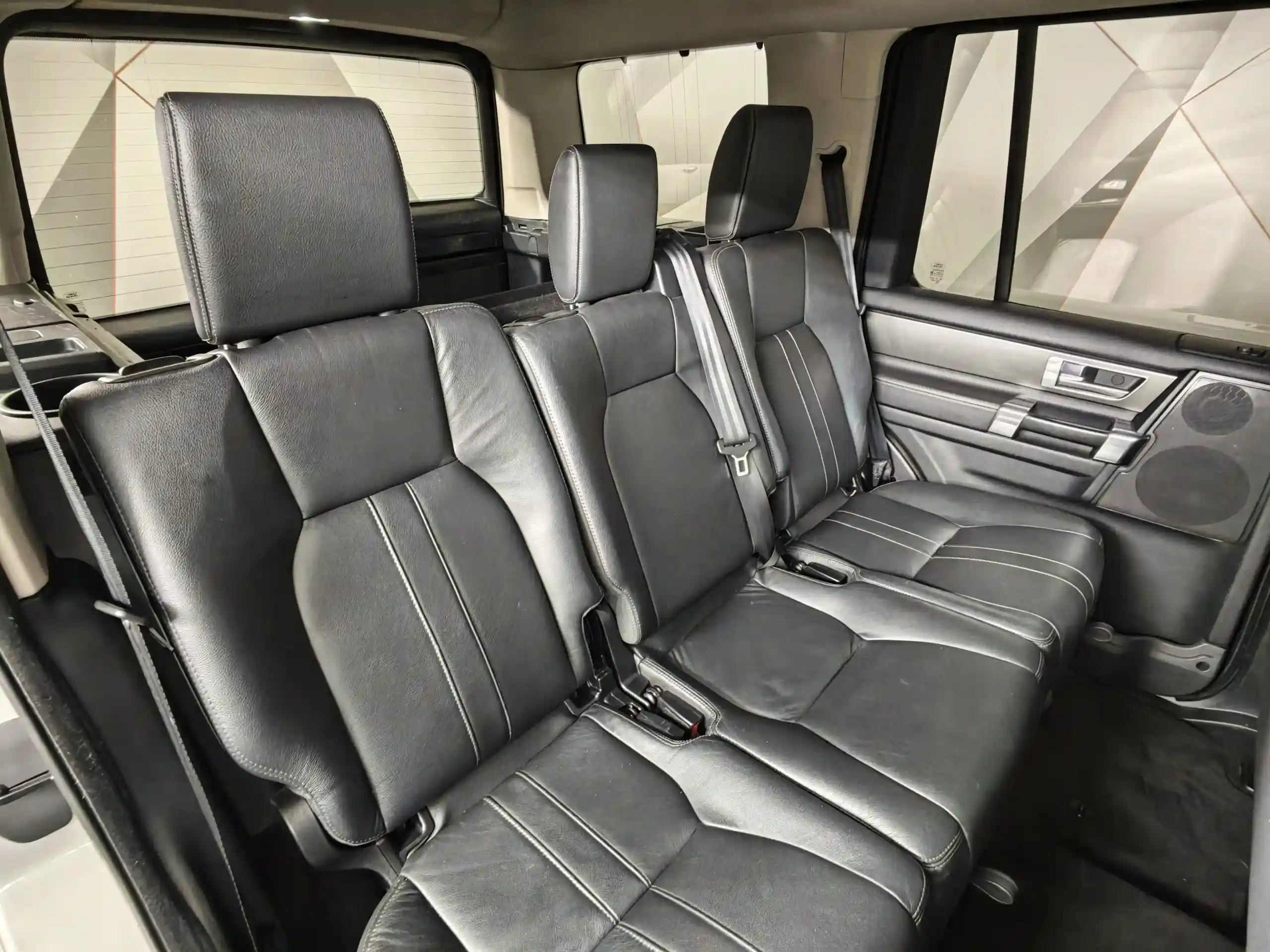 Land Rover Discovery 2011