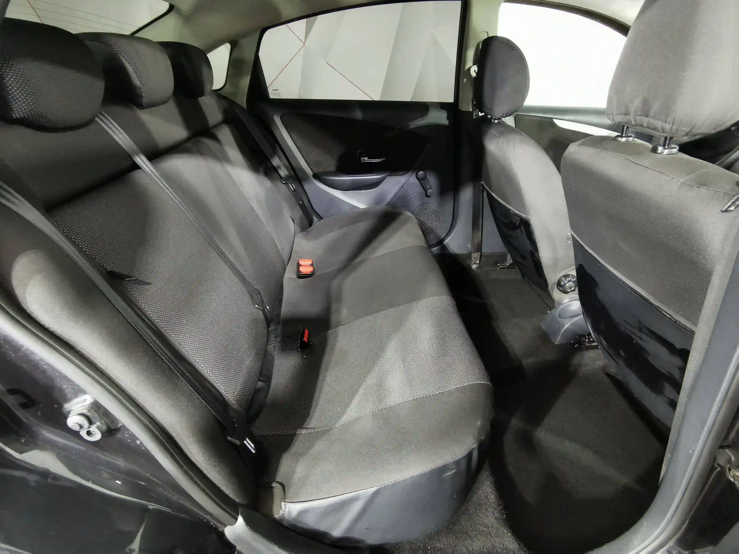 Nissan Almera 2014
