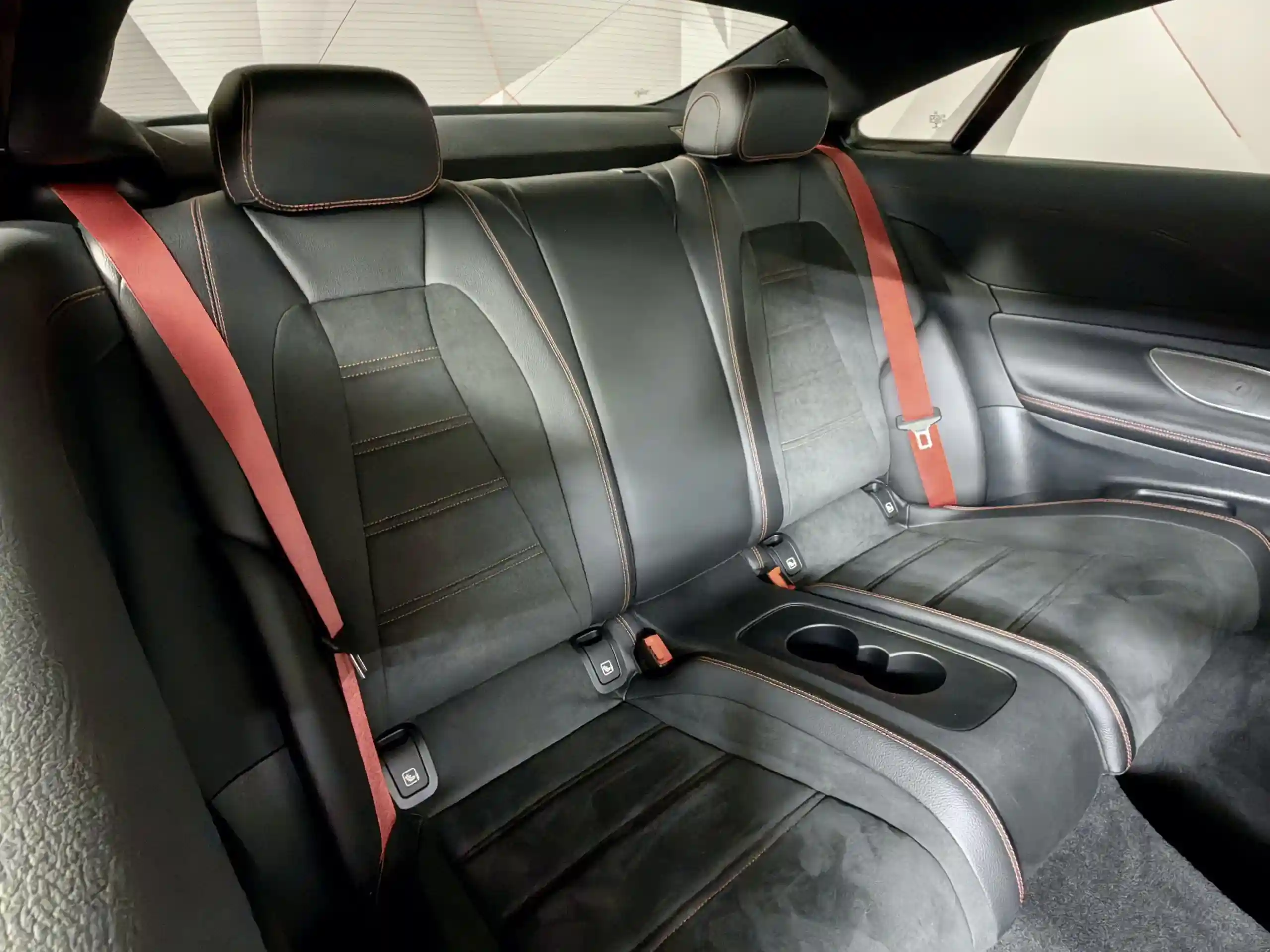 Mercedes-Benz E-Класс 2021