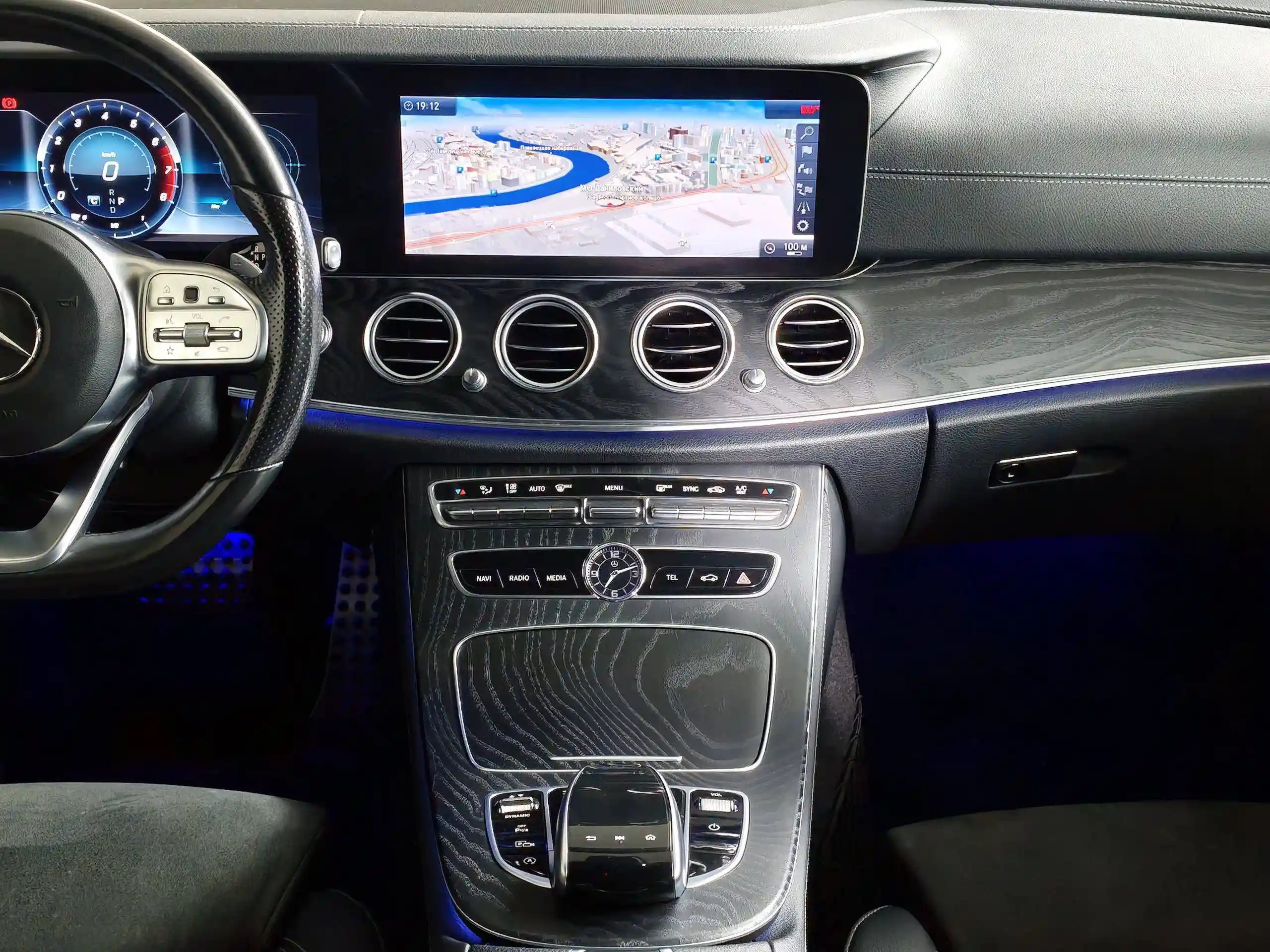 Mercedes-Benz E-Класс 2020