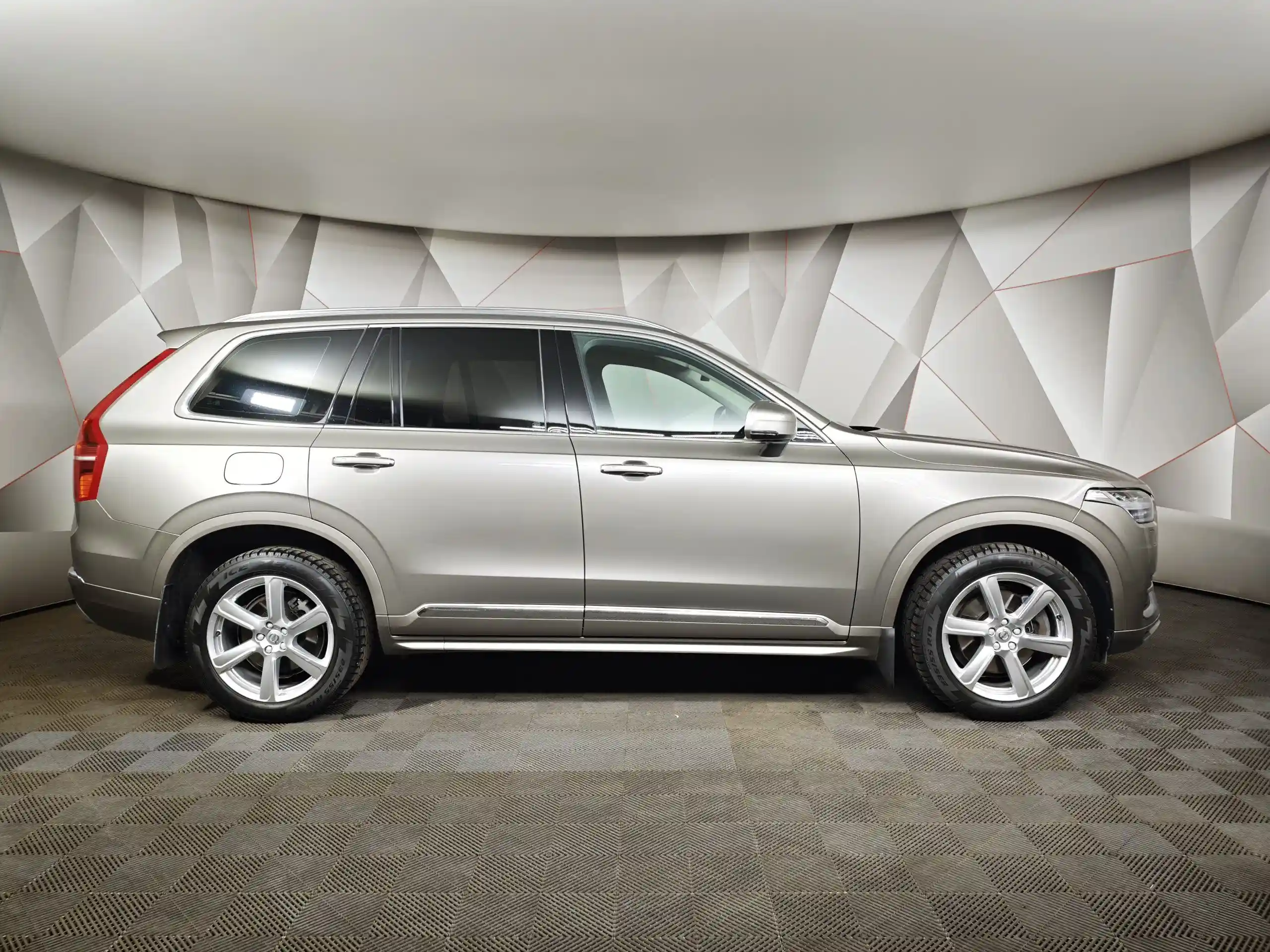Volvo XC90 2021