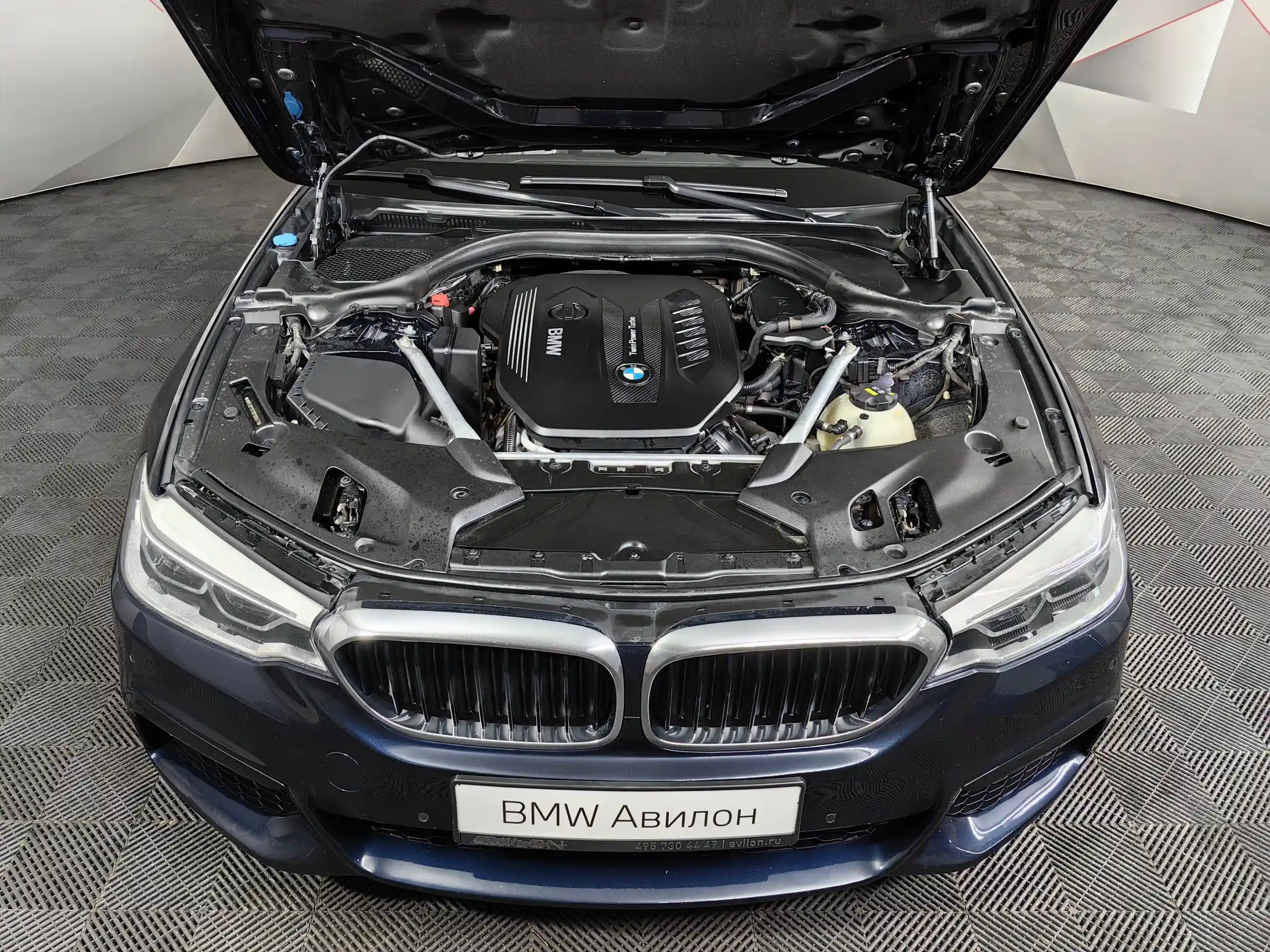 BMW 5 серия 2019