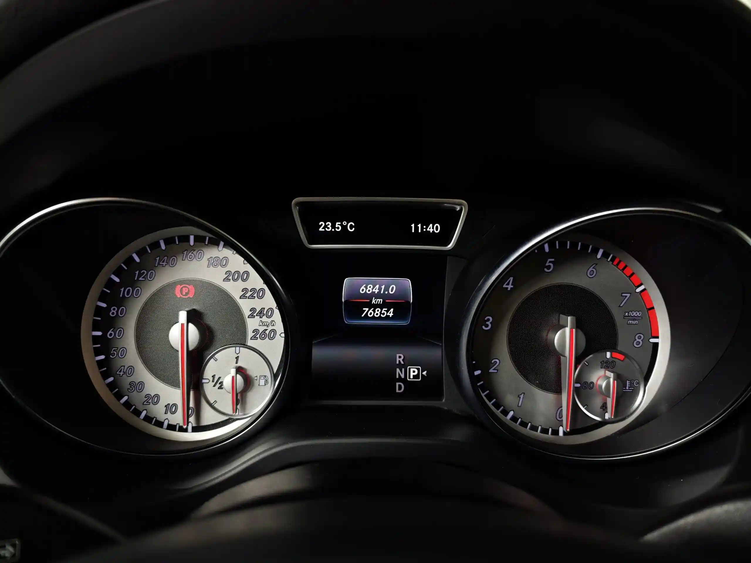 Mercedes-Benz GLA 2016