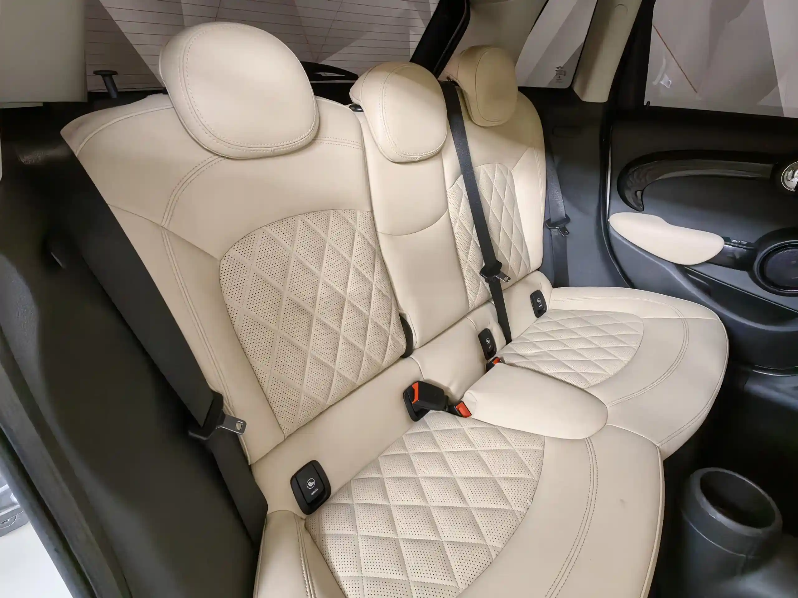 Mini 5 дверей 2017