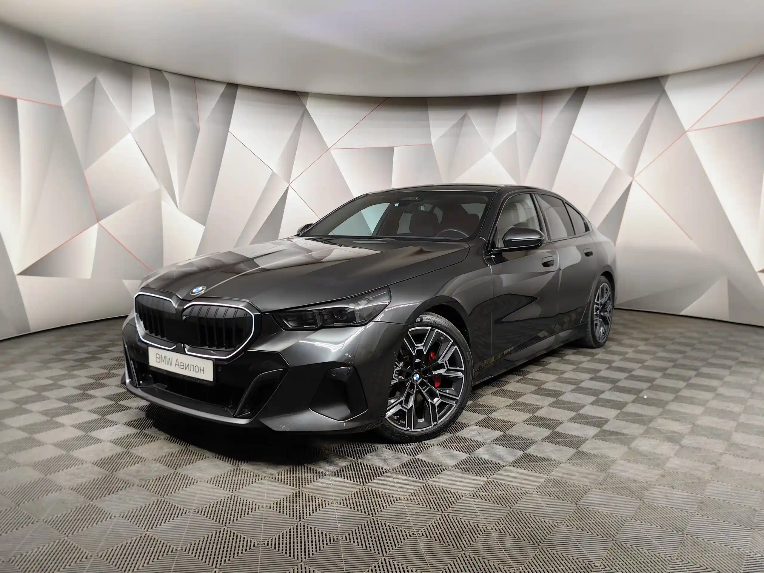 BMW 5 серия 2024
