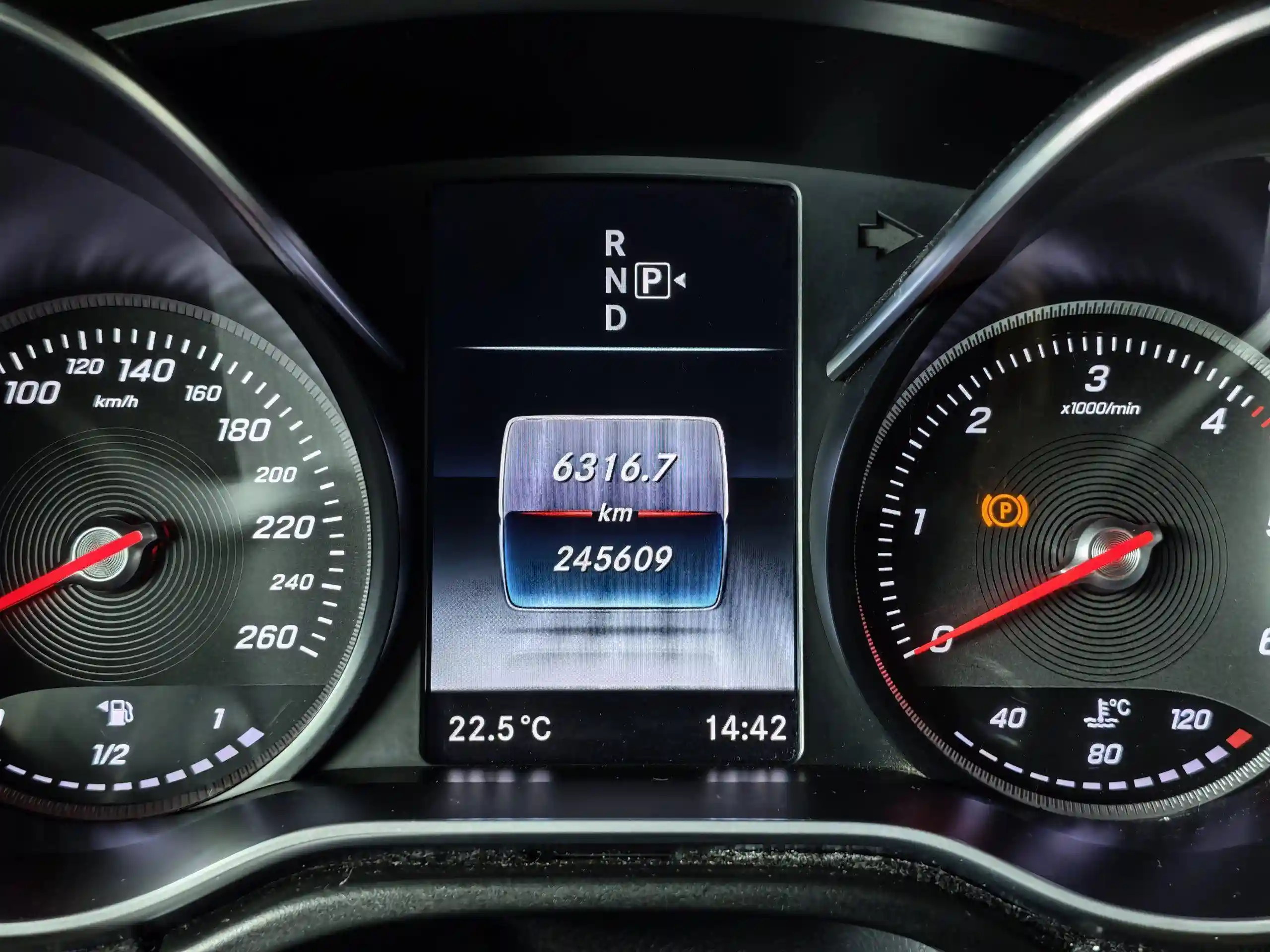 Mercedes-Benz V-Класс 2015