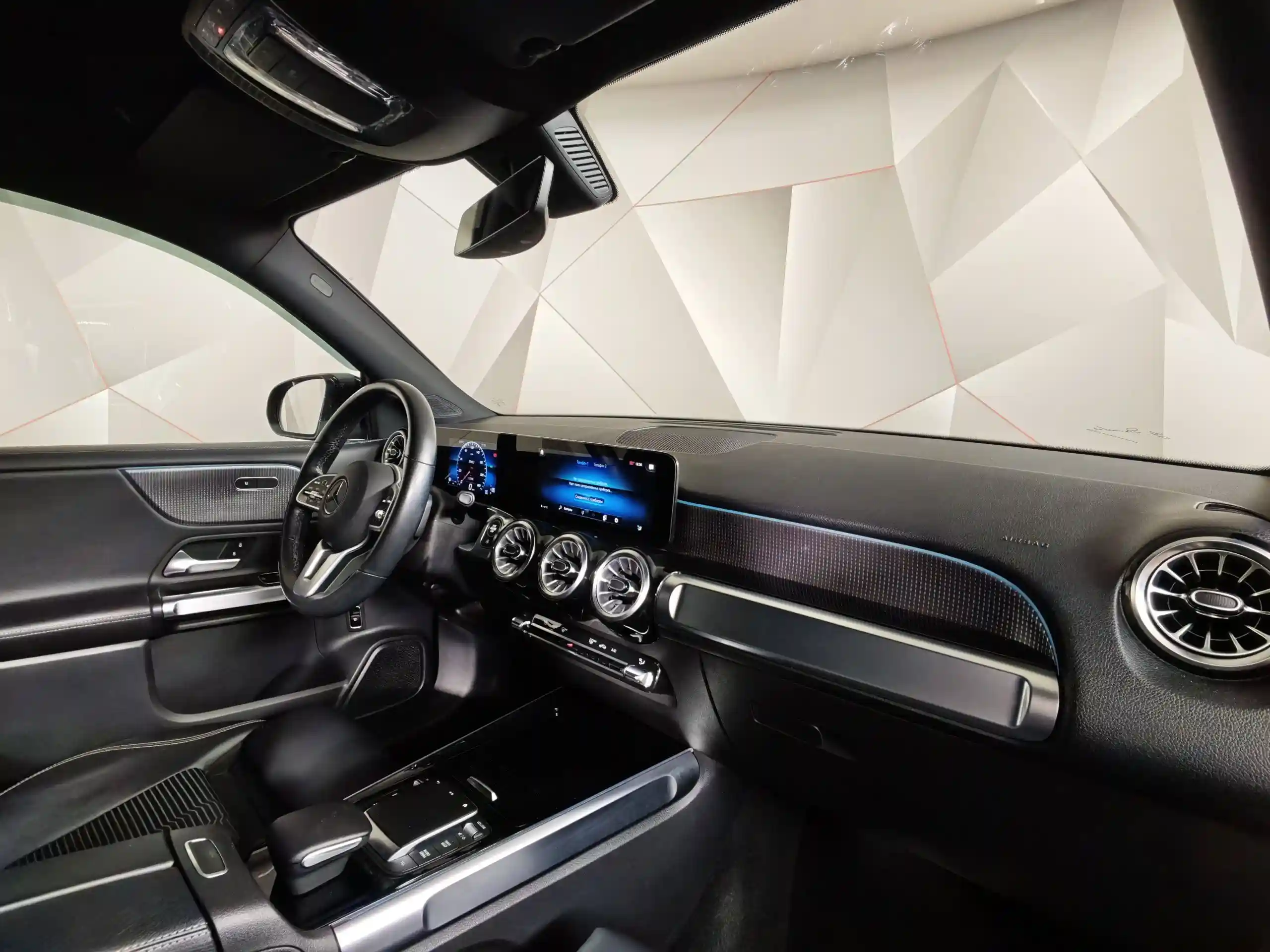 Mercedes-Benz GLB 2021