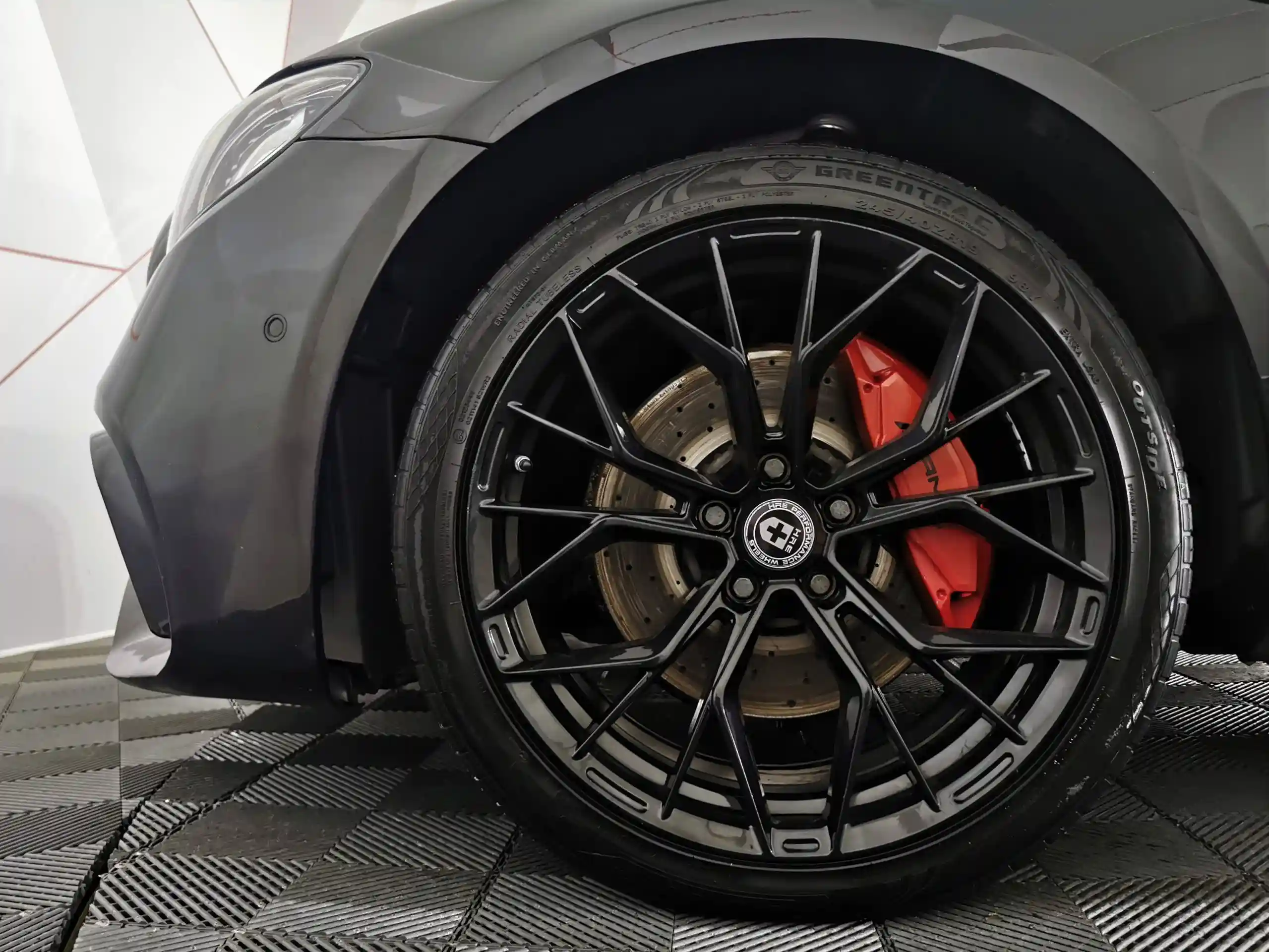Mercedes-Benz E-Класс 2019