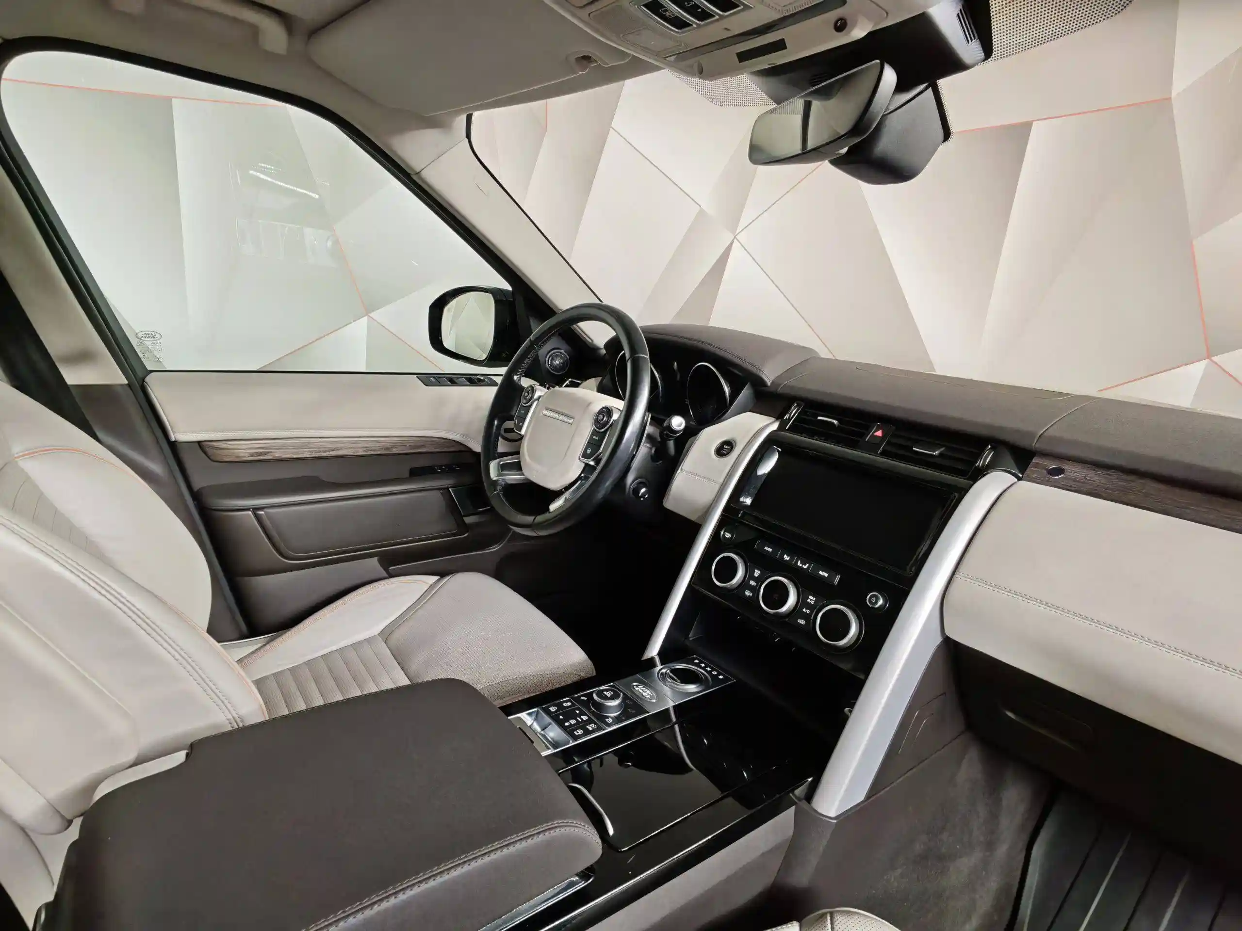 Land Rover Discovery 2017