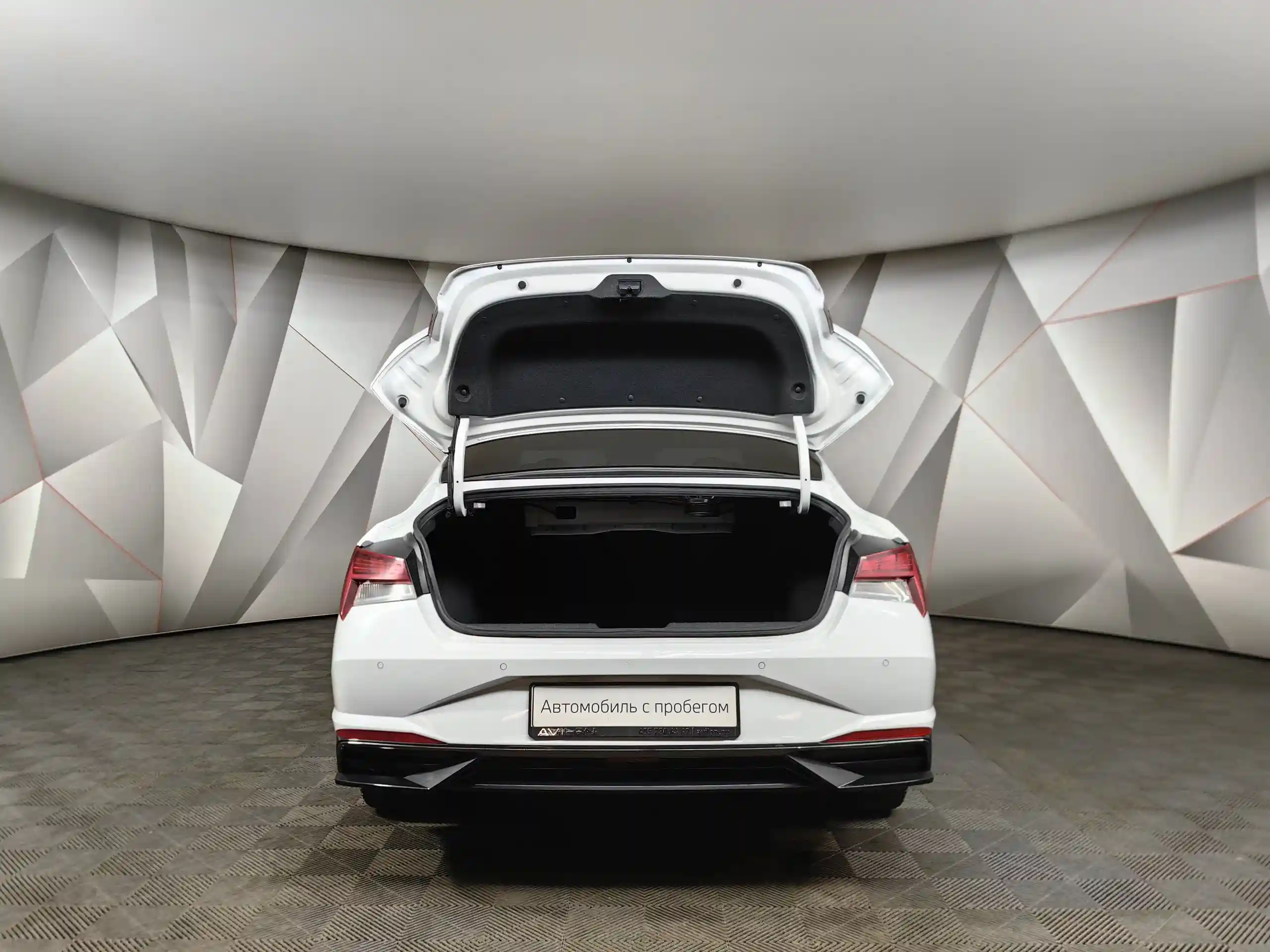 Hyundai Elantra 2022