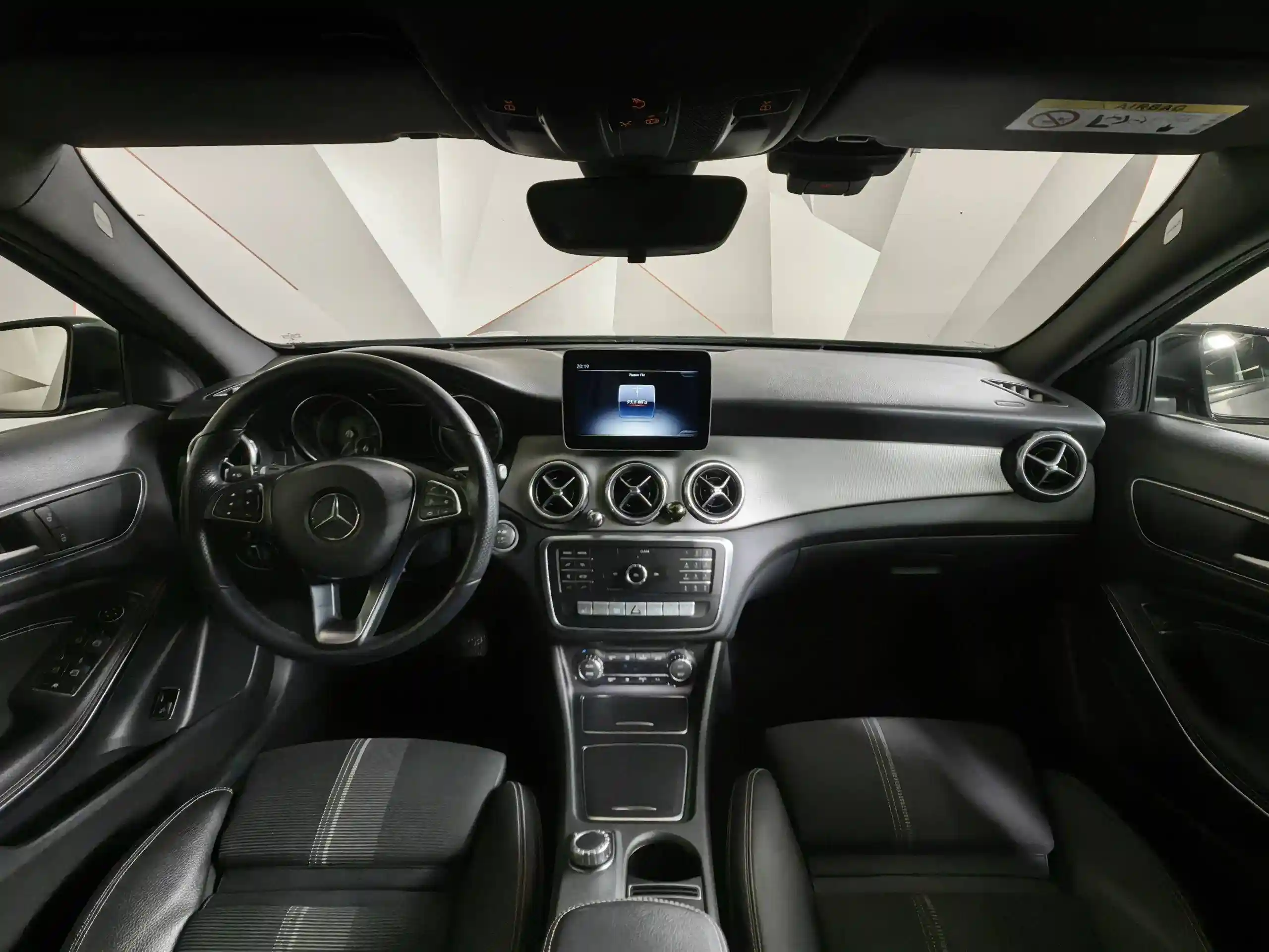 Mercedes-Benz GLA 2019