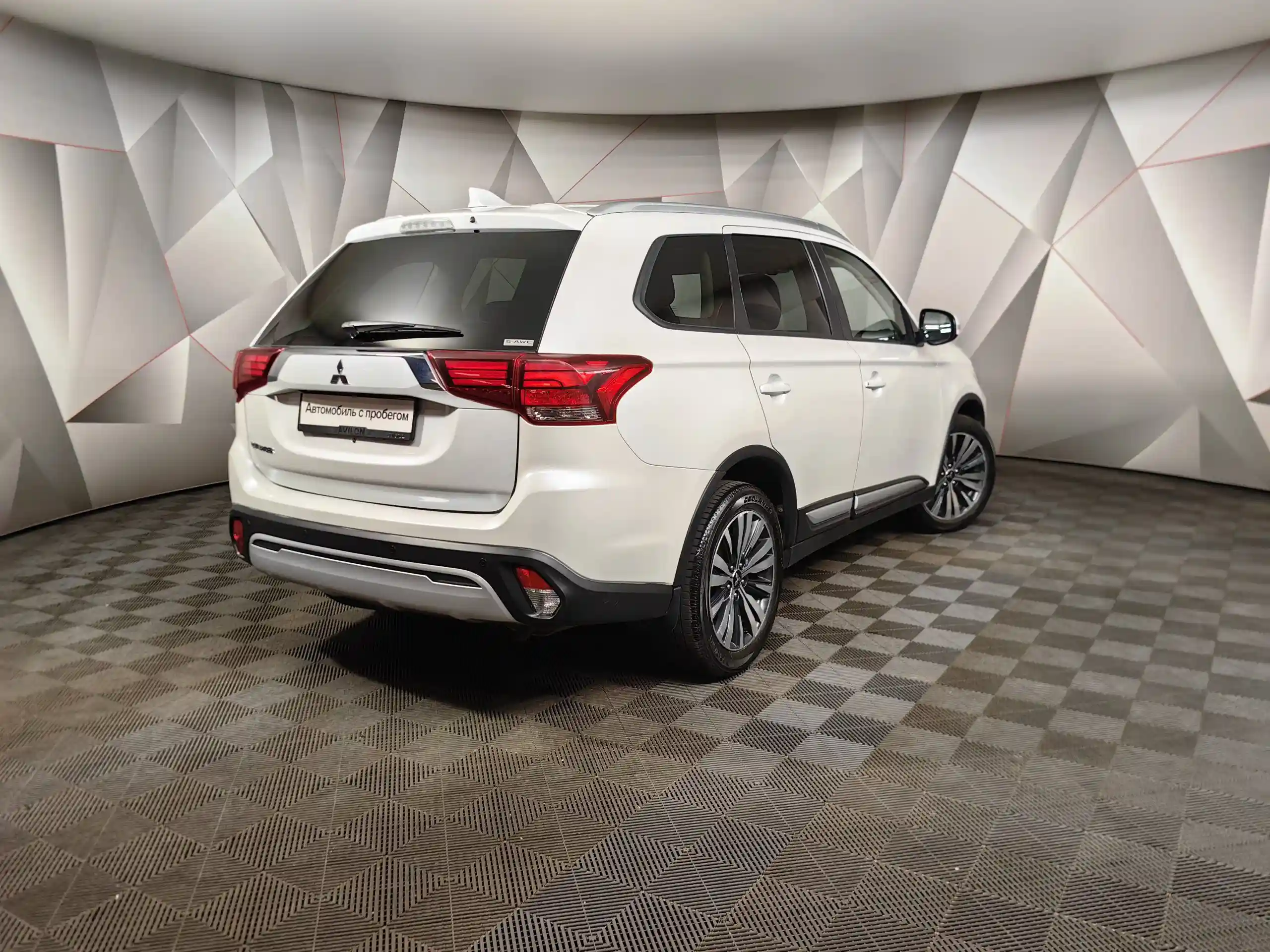 Mitsubishi Outlander 2021