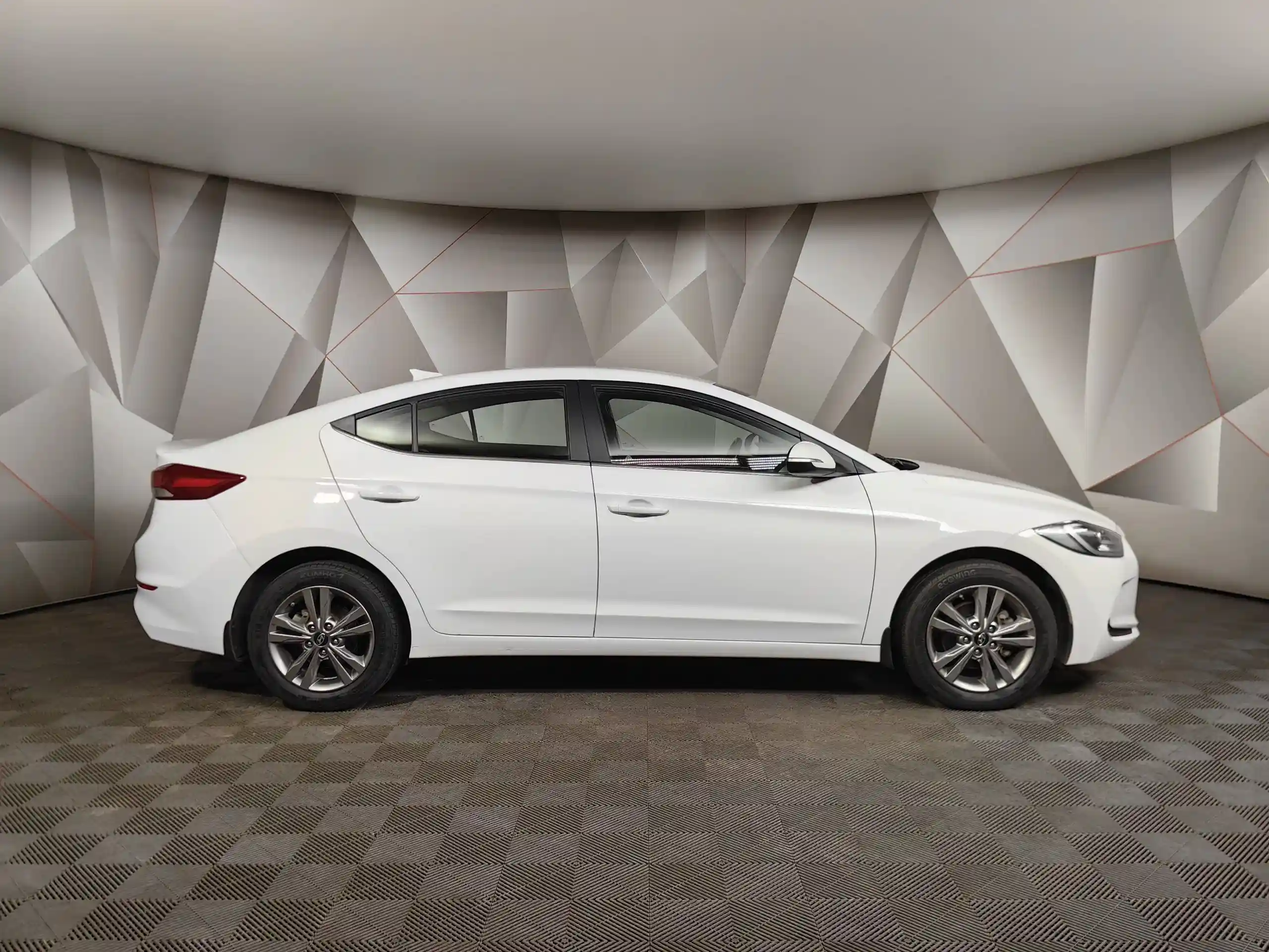 Hyundai Elantra 2018