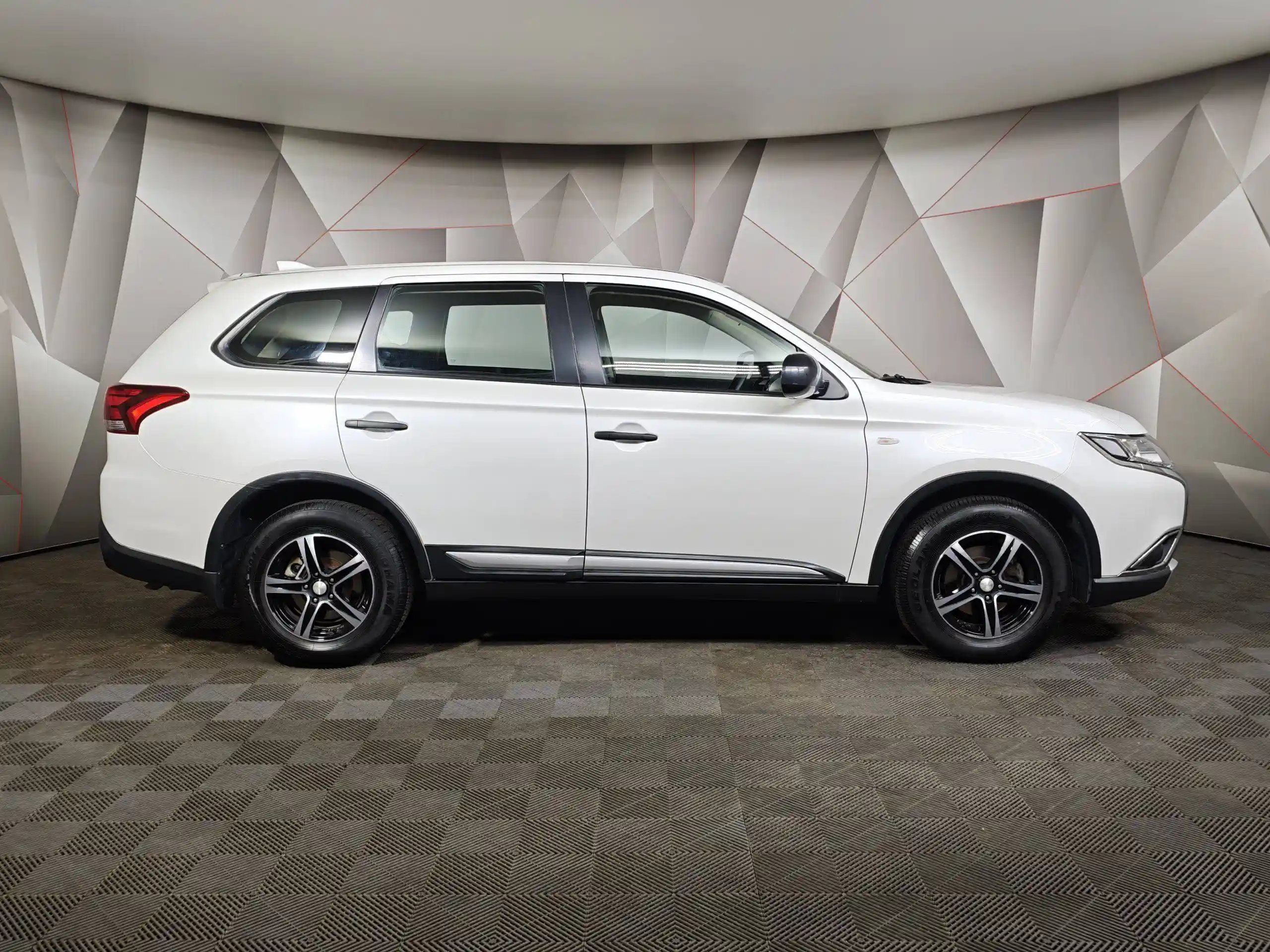 Mitsubishi Outlander 2018