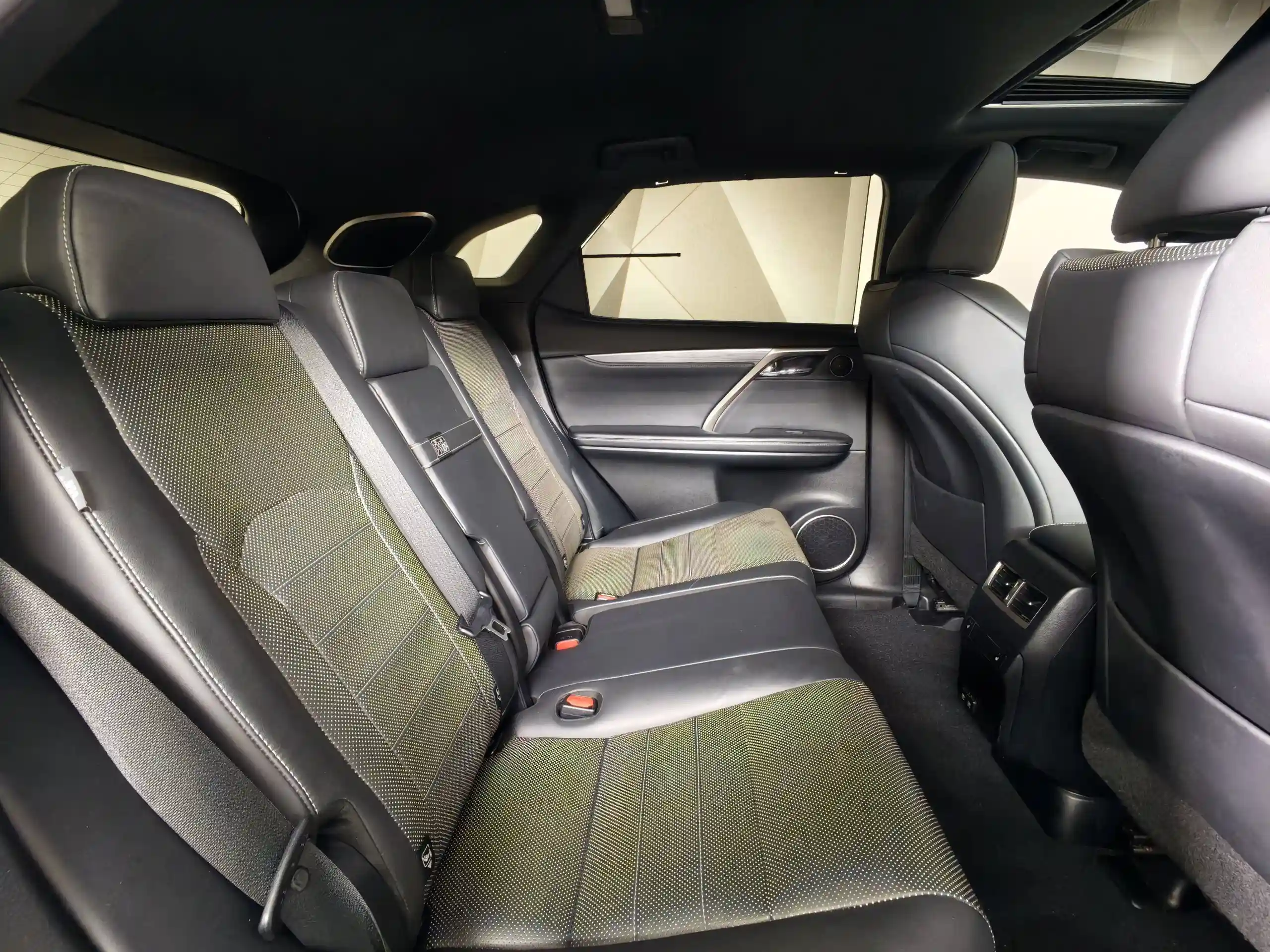 Lexus RX 2020