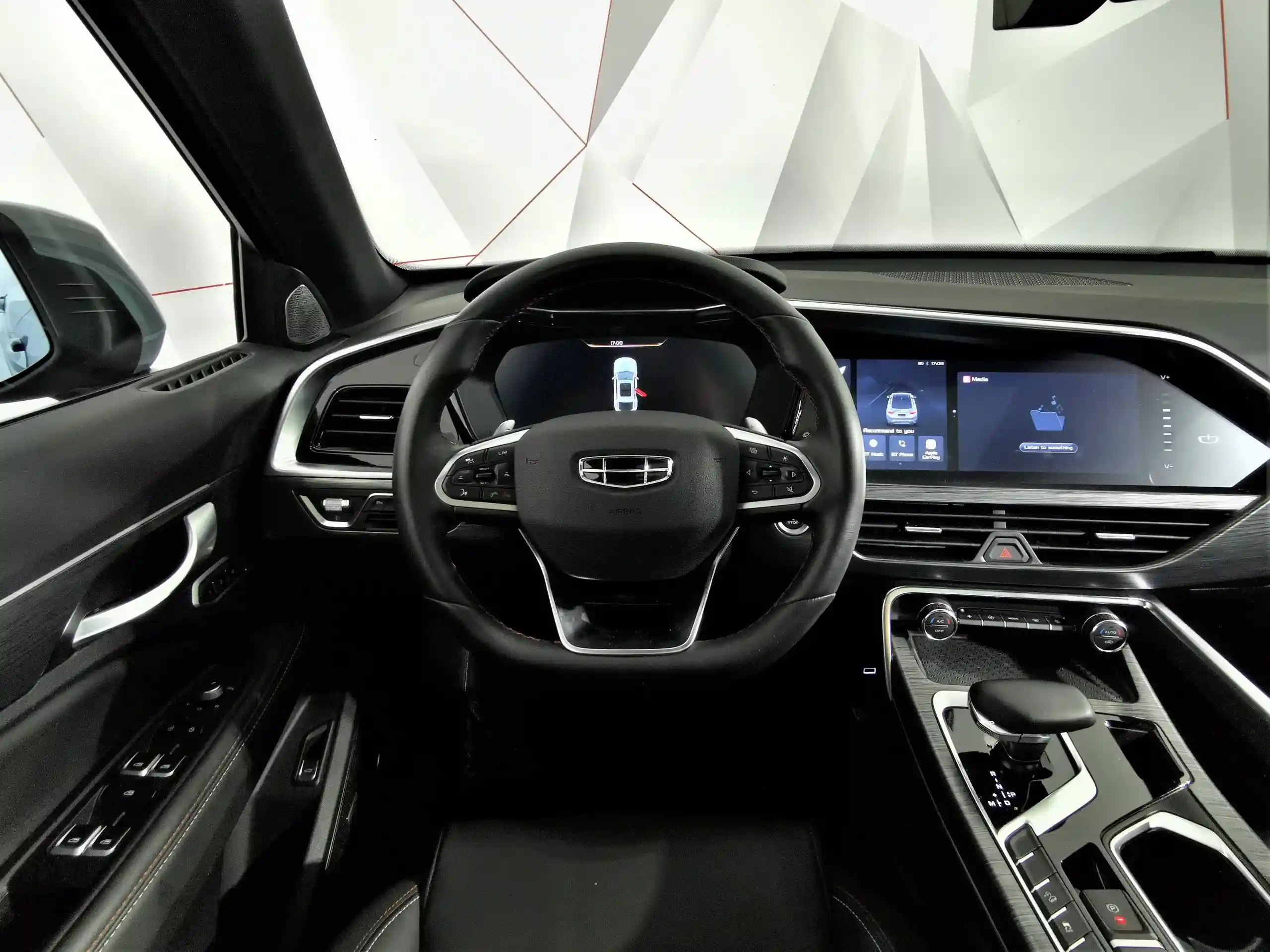 Geely Tugella 2024
