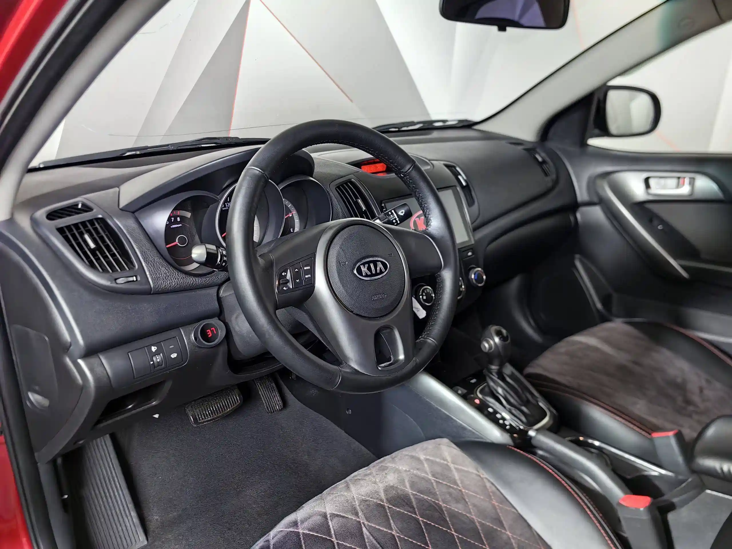 Kia Cerato 2011