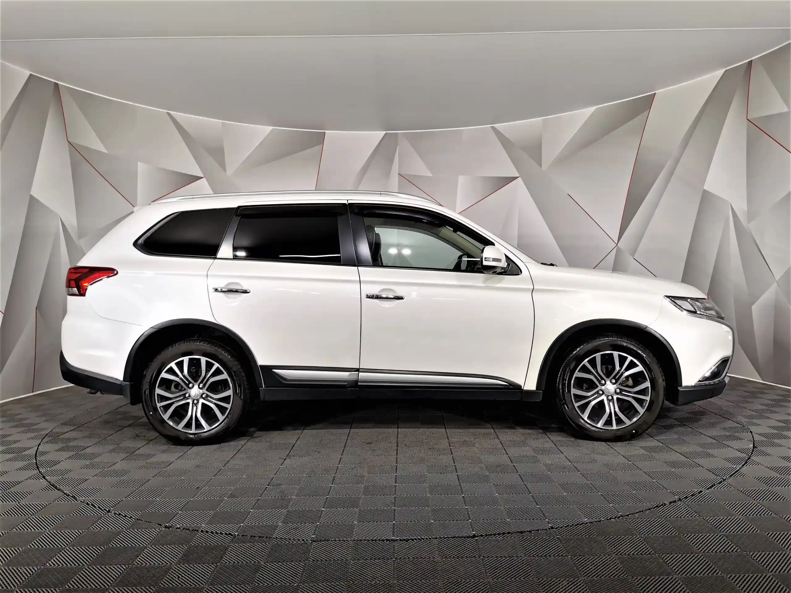 Mitsubishi Outlander 2018