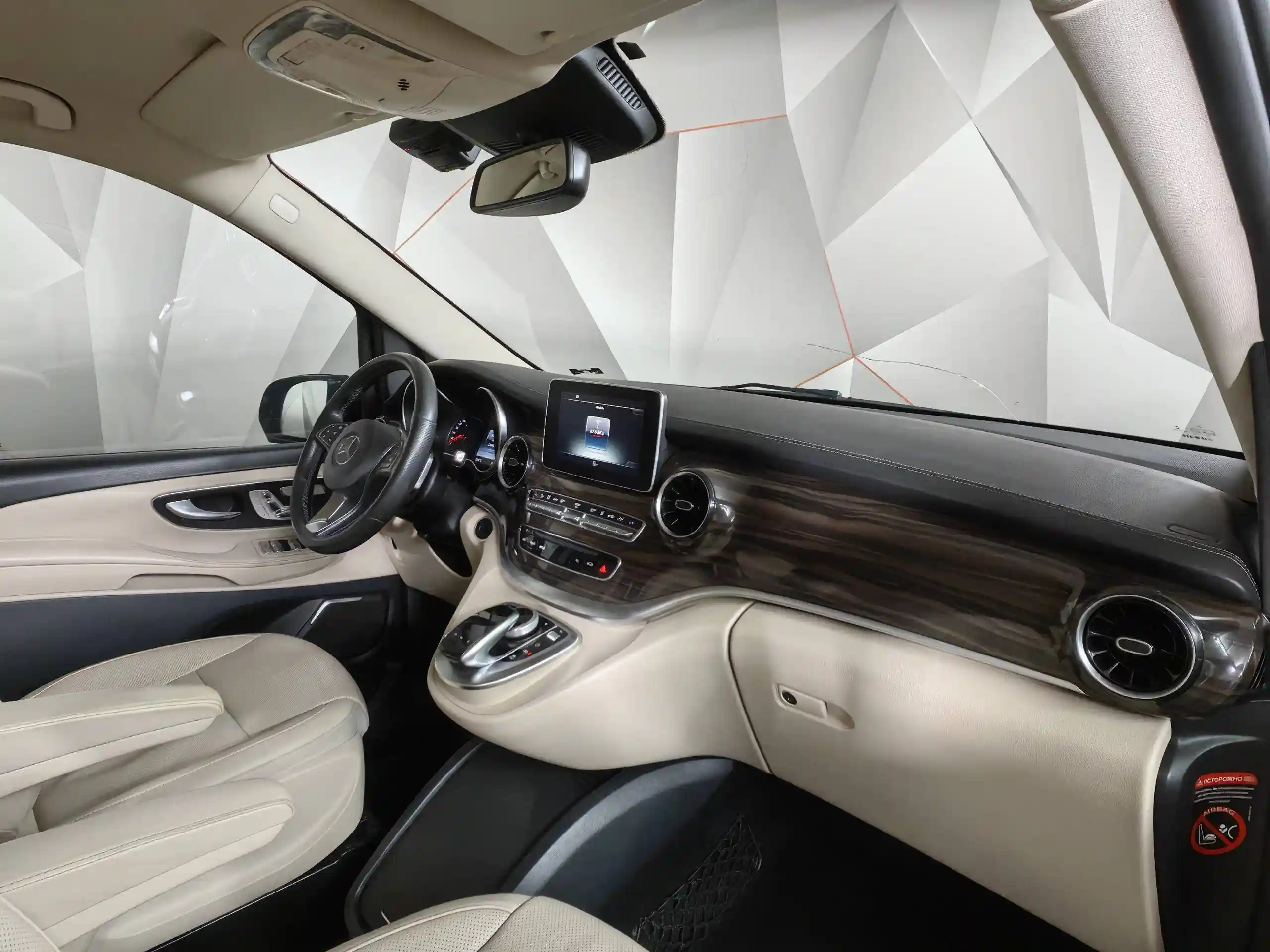 Mercedes-Benz V-Класс 2019