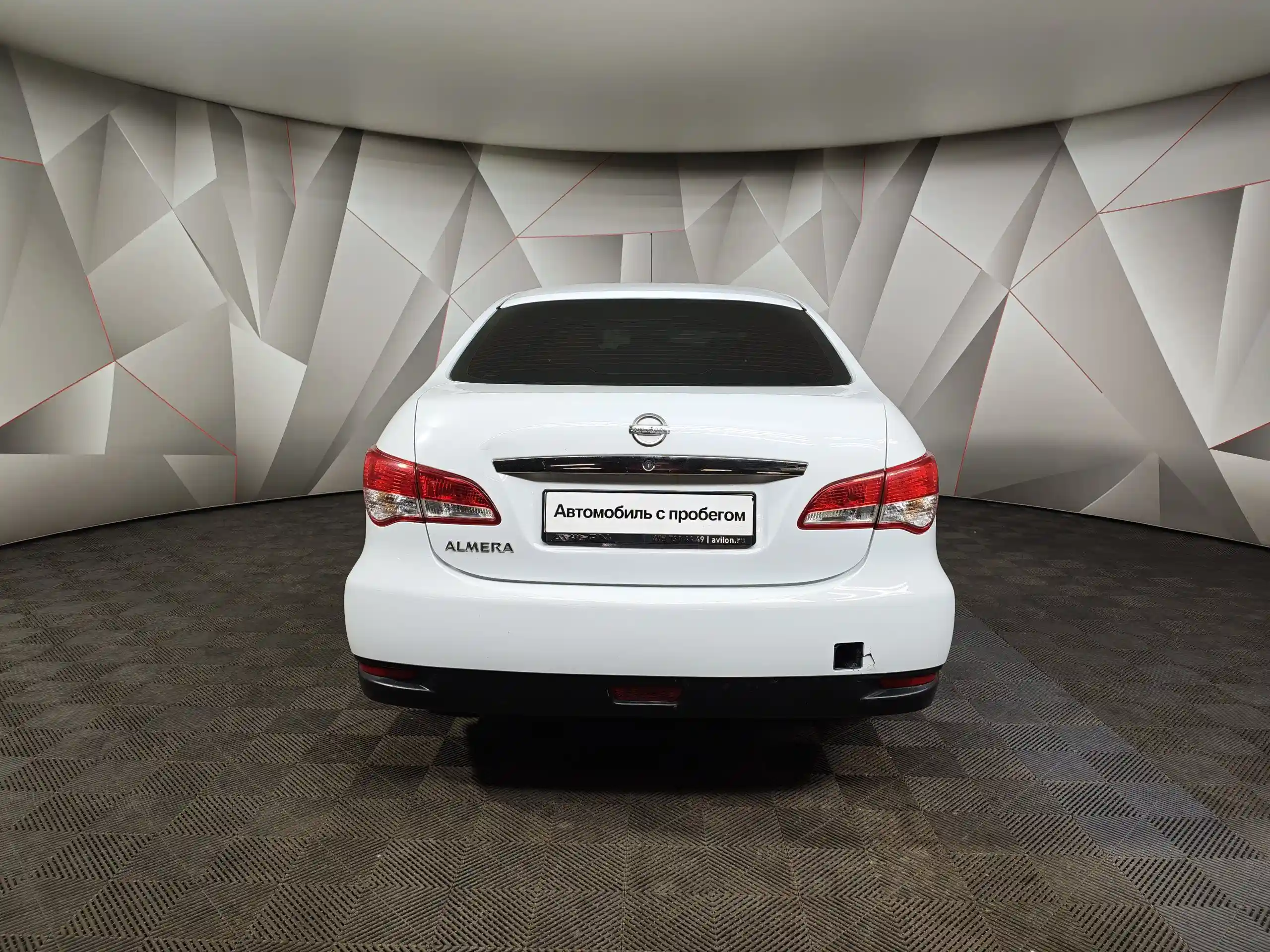 Nissan Almera 2015