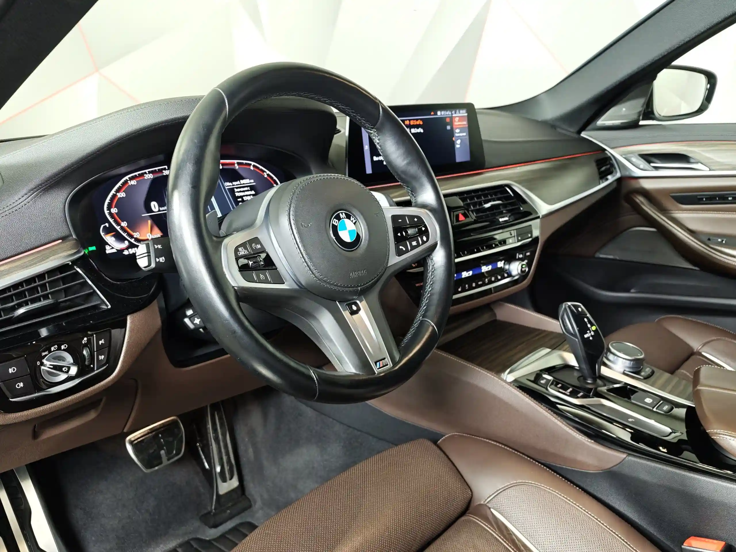 BMW 5 серия 2019