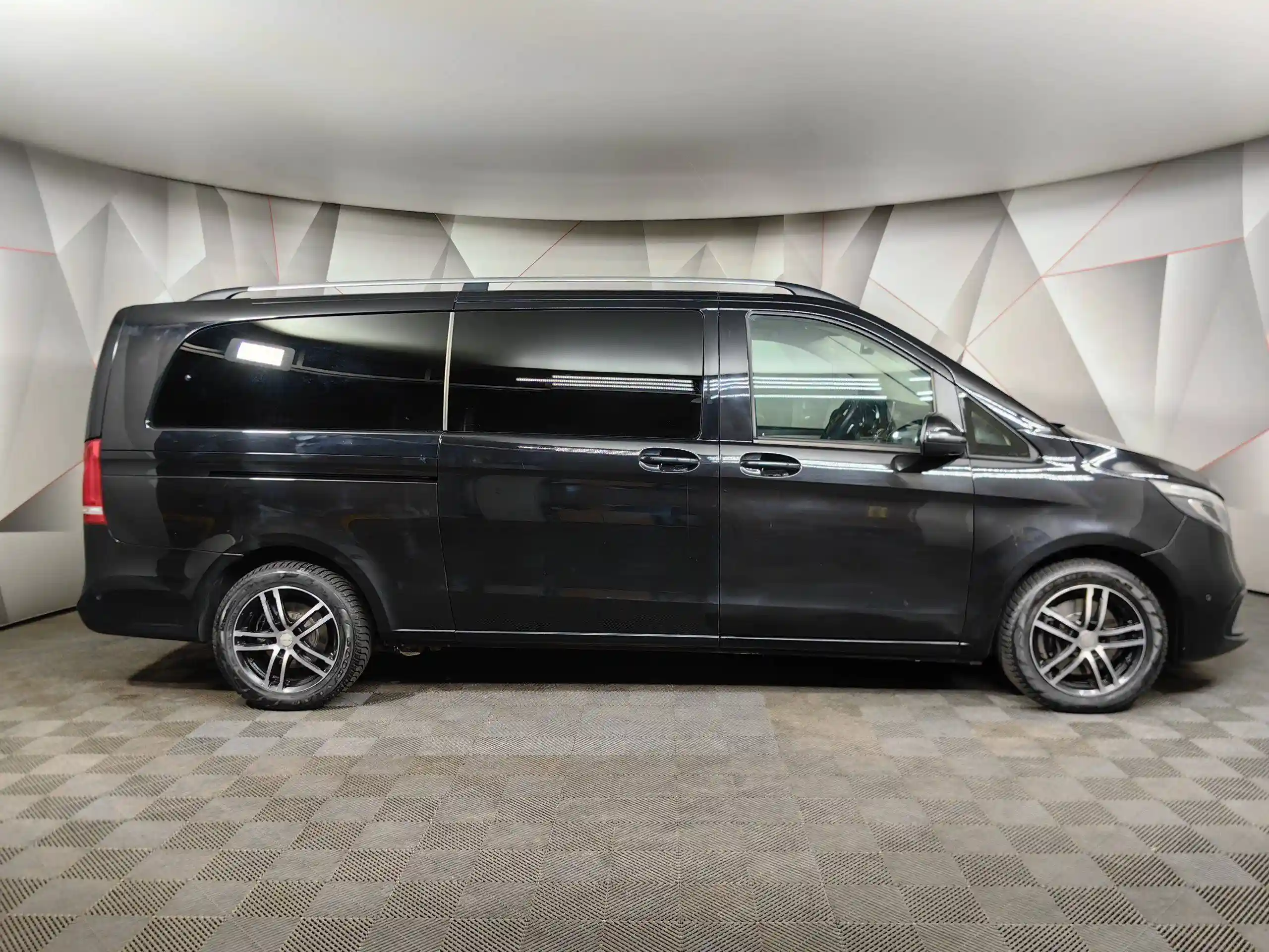 Mercedes-Benz V-Класс 2019