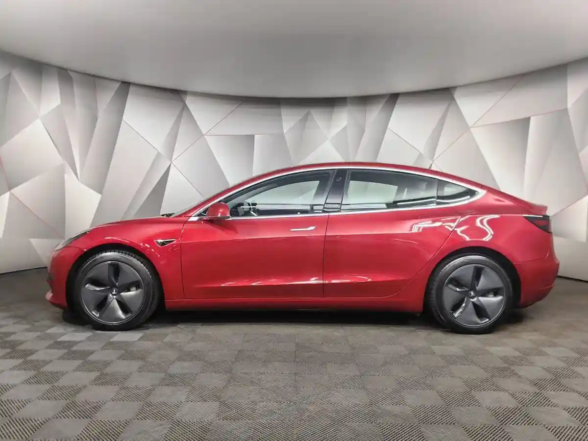 Tesla Model 3 2020
