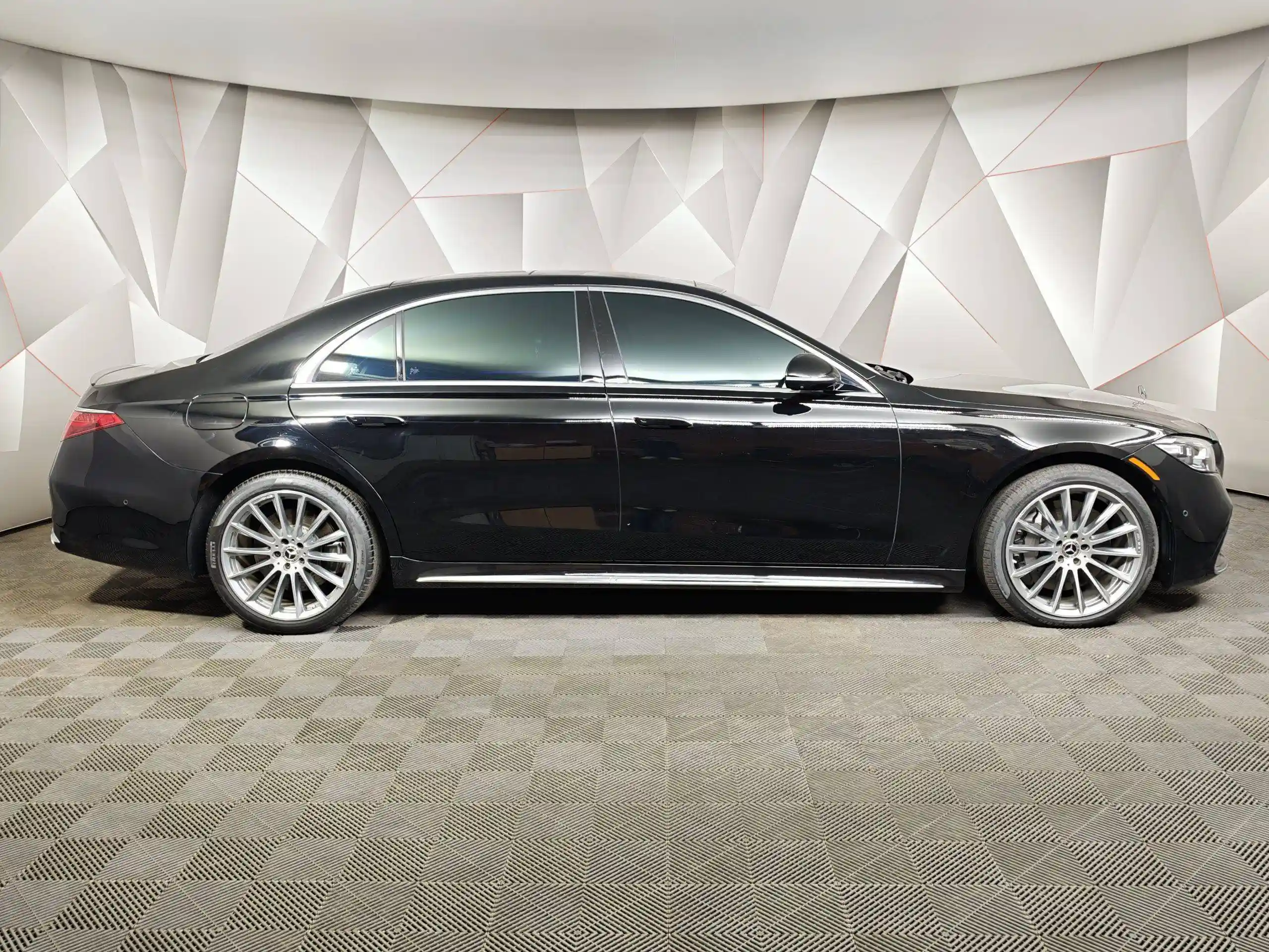 Mercedes-Benz S-Класс 2021
