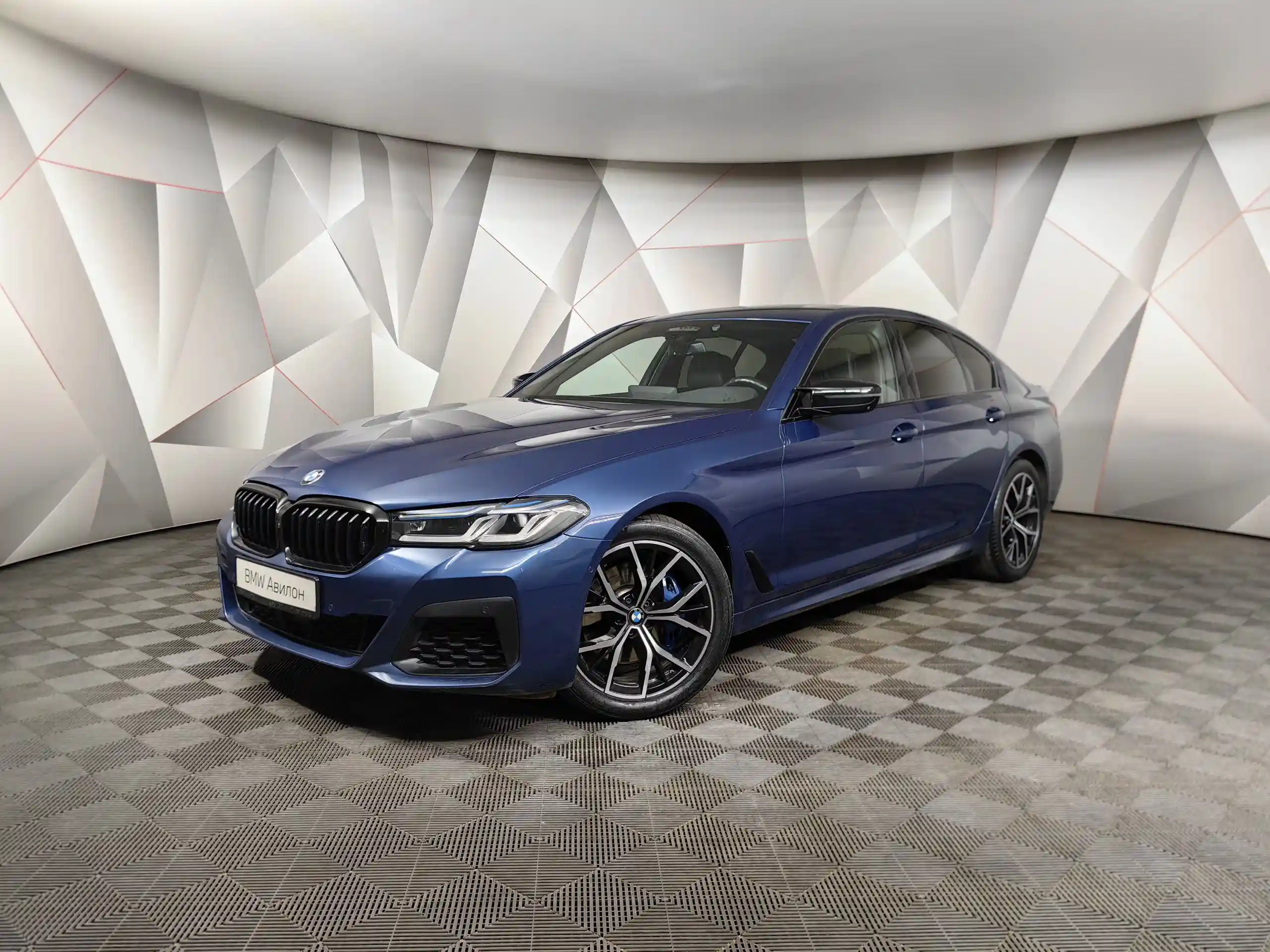 BMW 5 серия 2020