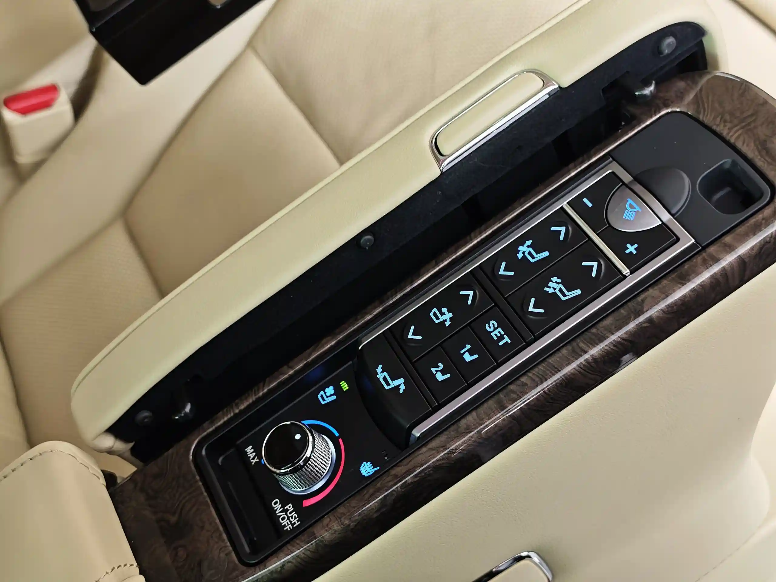 Toyota Alphard 2021
