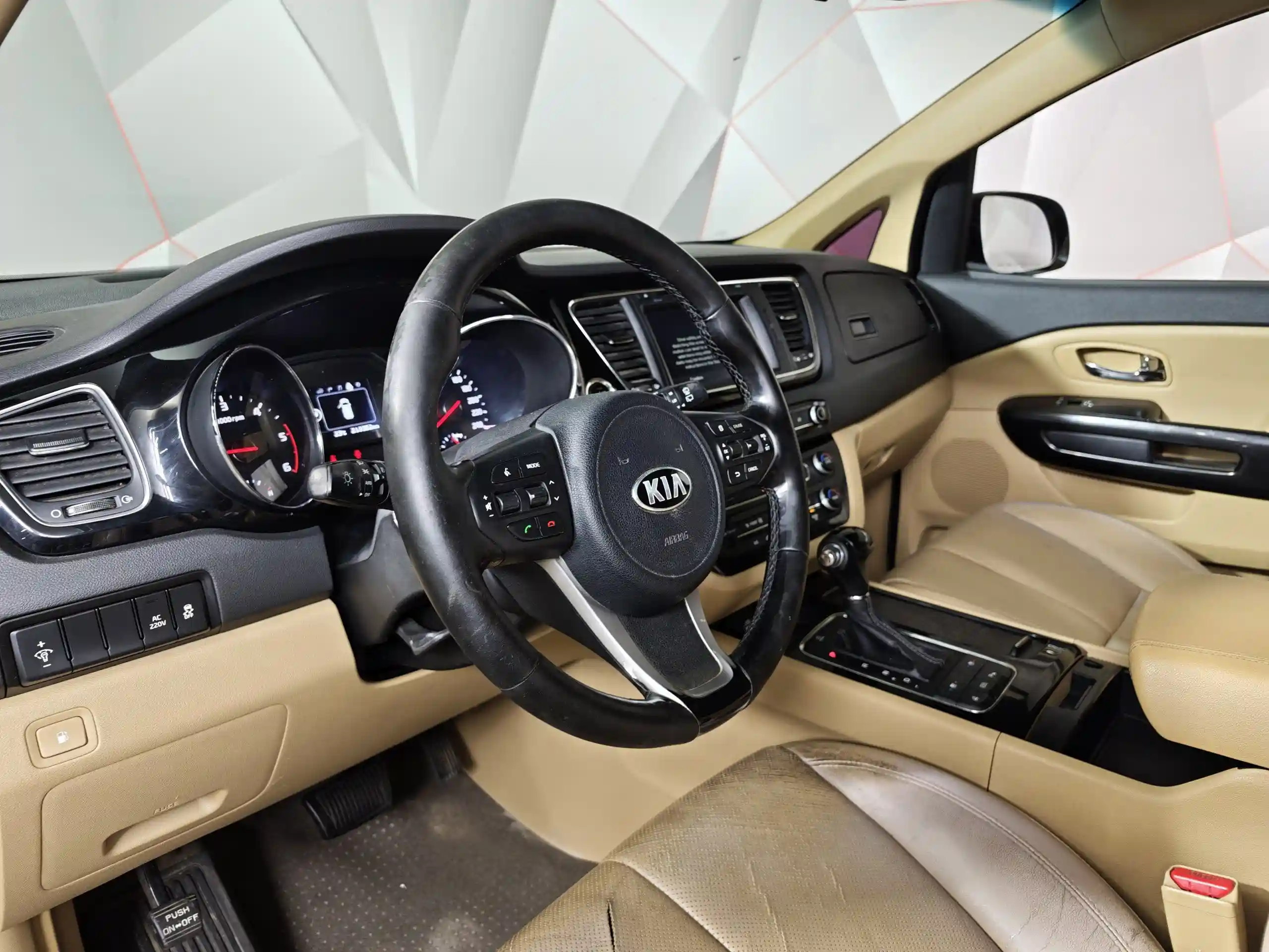 Kia Carnival 2016