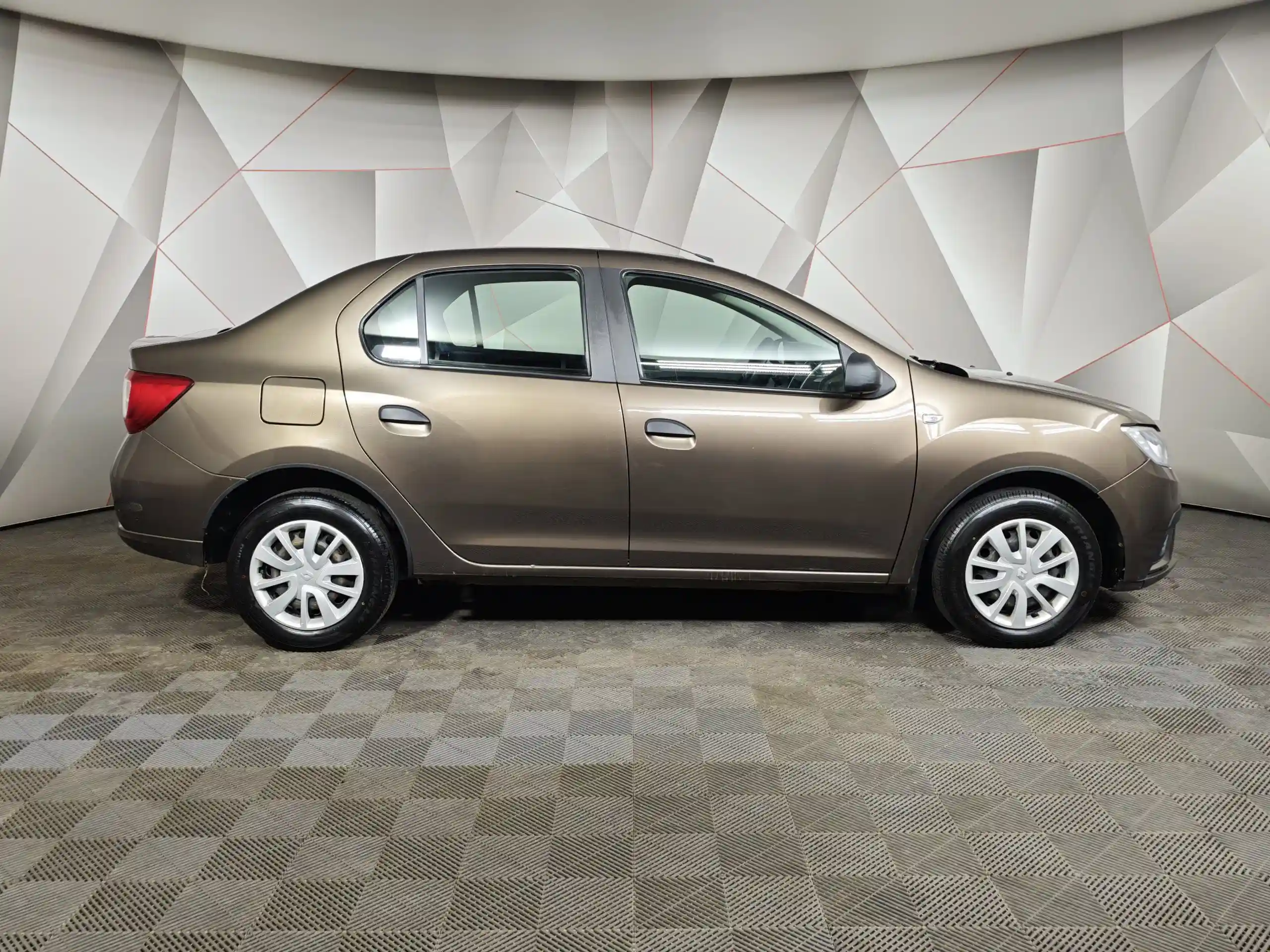 Renault Logan 2018