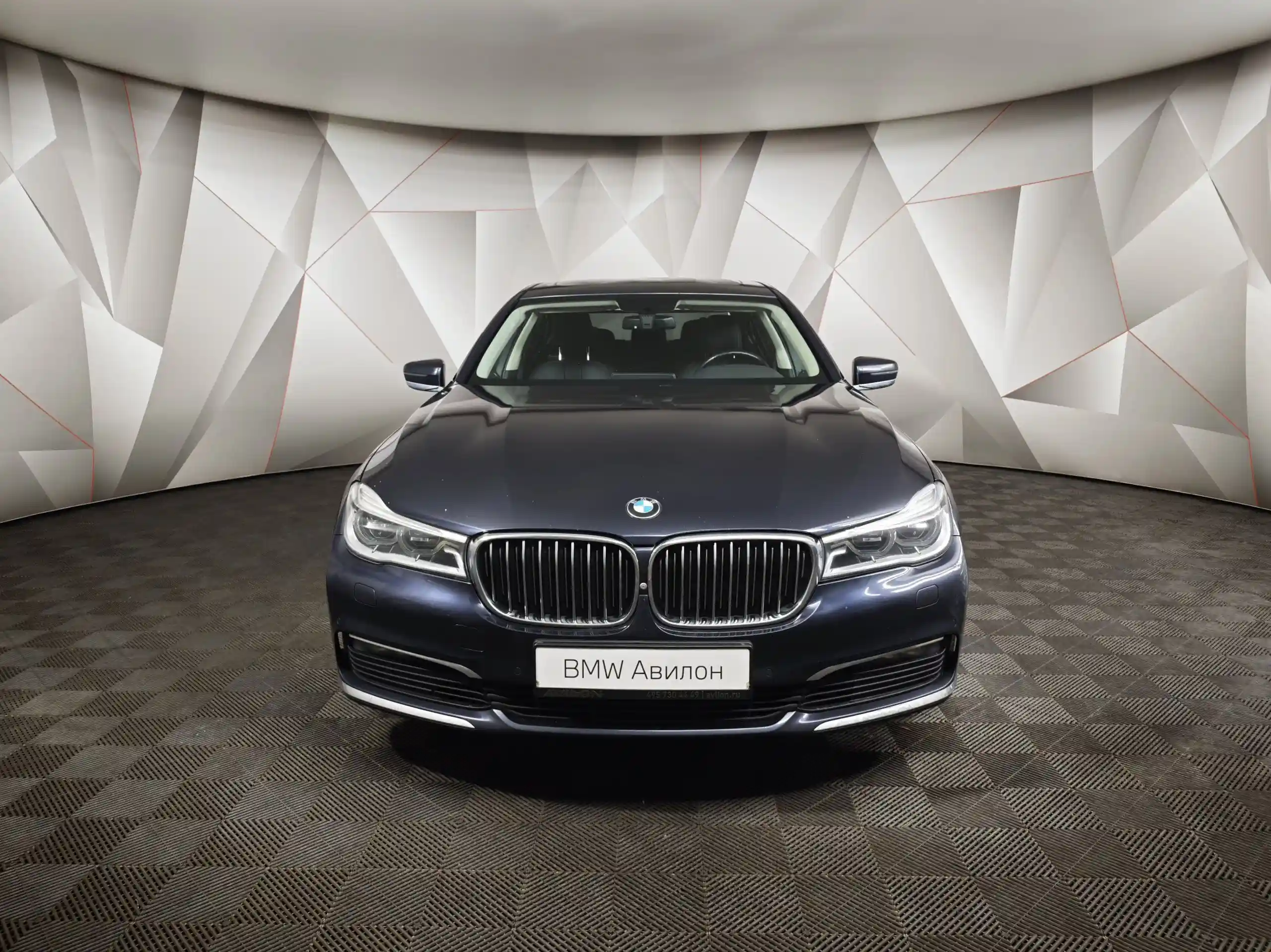 BMW 7 серия 2018